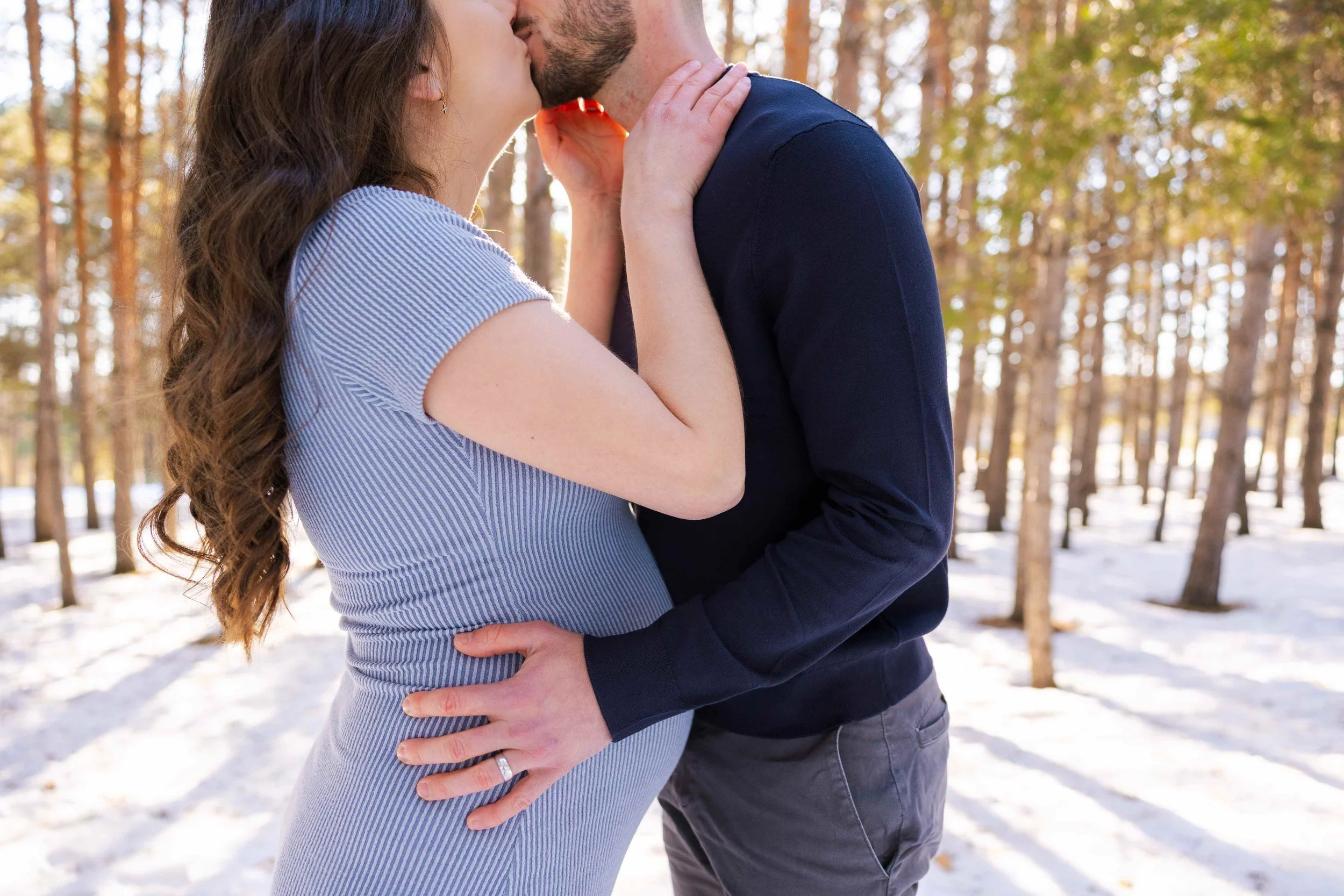 Winnipeg-newborn-and-maternity-photographer-sari-risbey-photography-26.jpg
