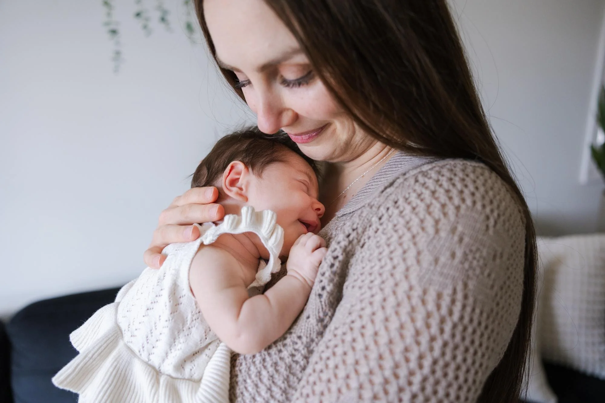 Winnipeg-newborn-and-maternity-photographer-sari-risbey-photography-6.jpg