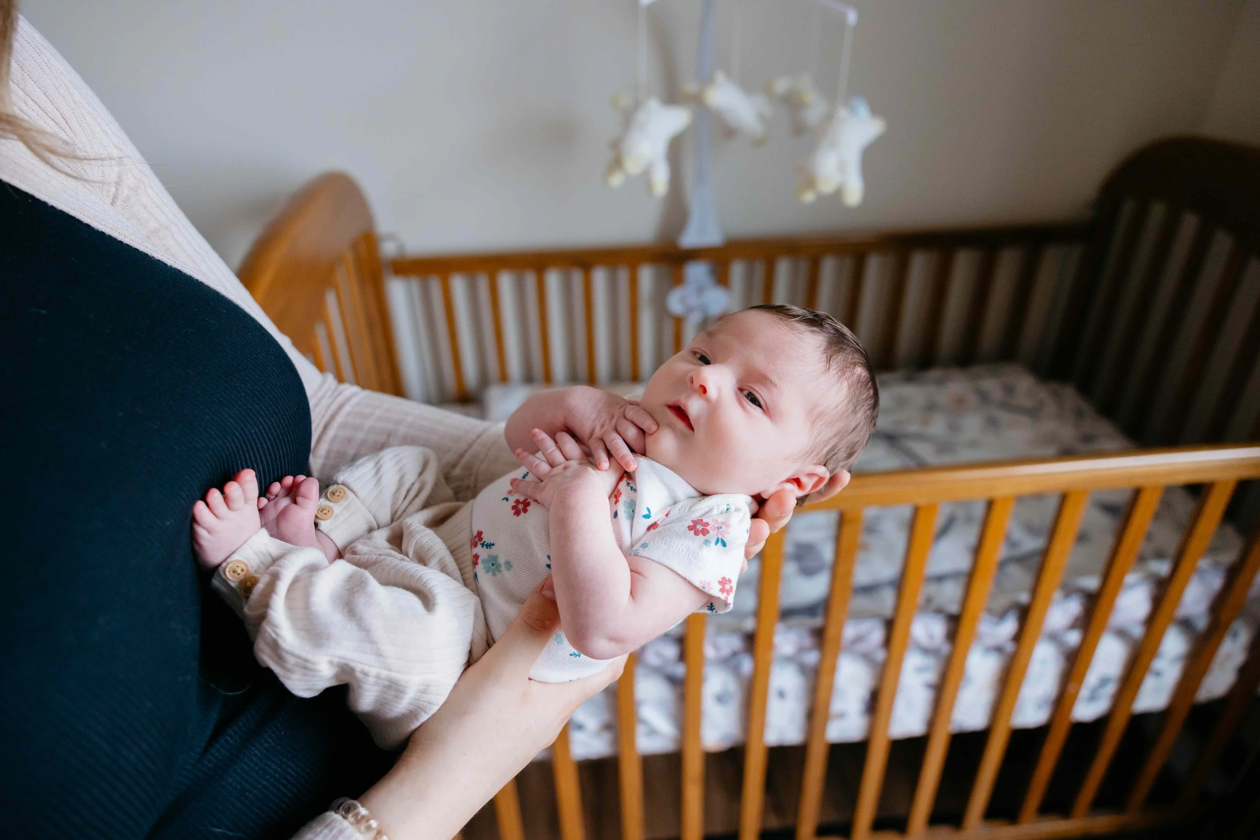 Winnipeg-newborn-and-maternity-photographer-sari-risbey-photography-35.jpg