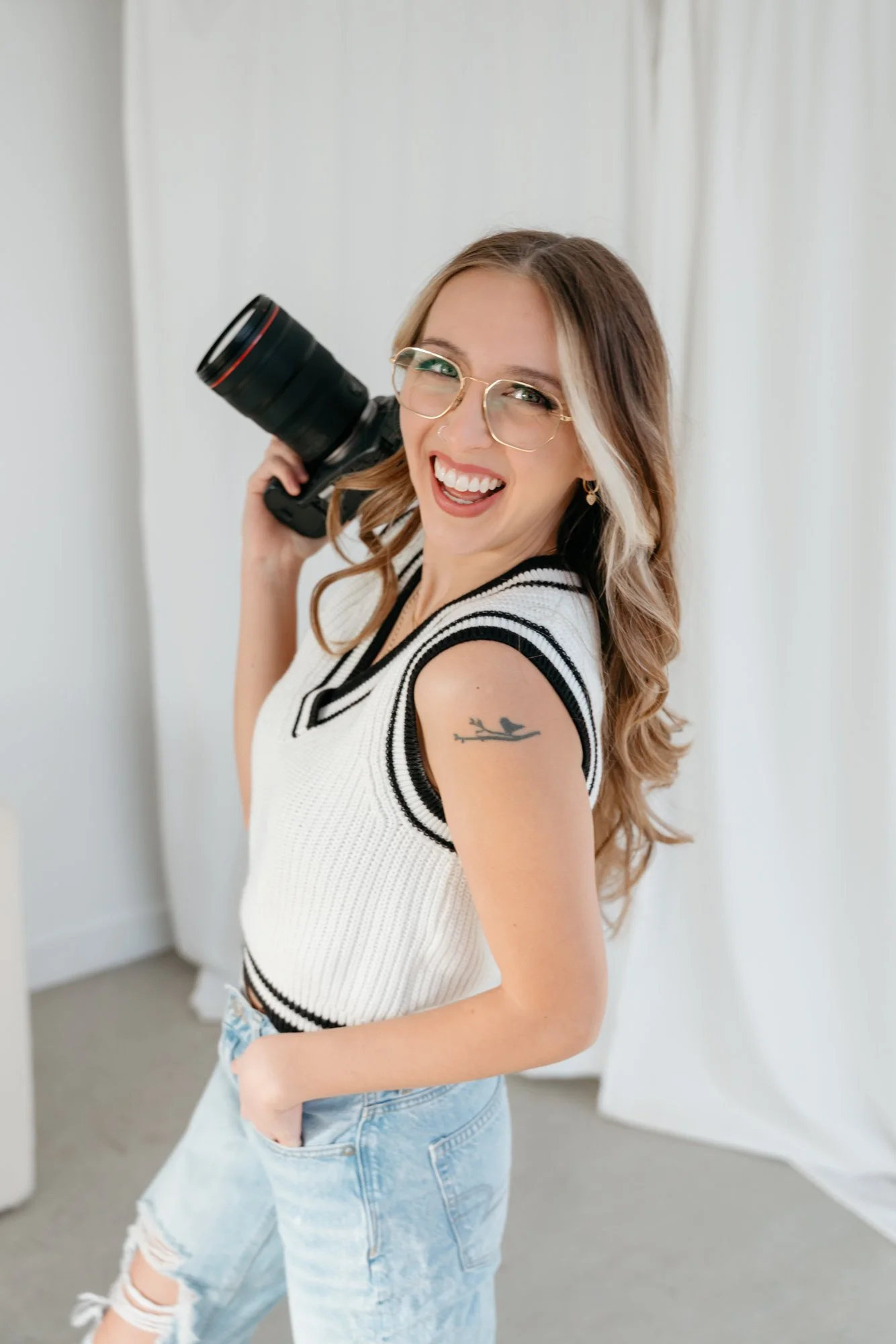 Sari Riseby, a Winnipeg family and newborn photographer.