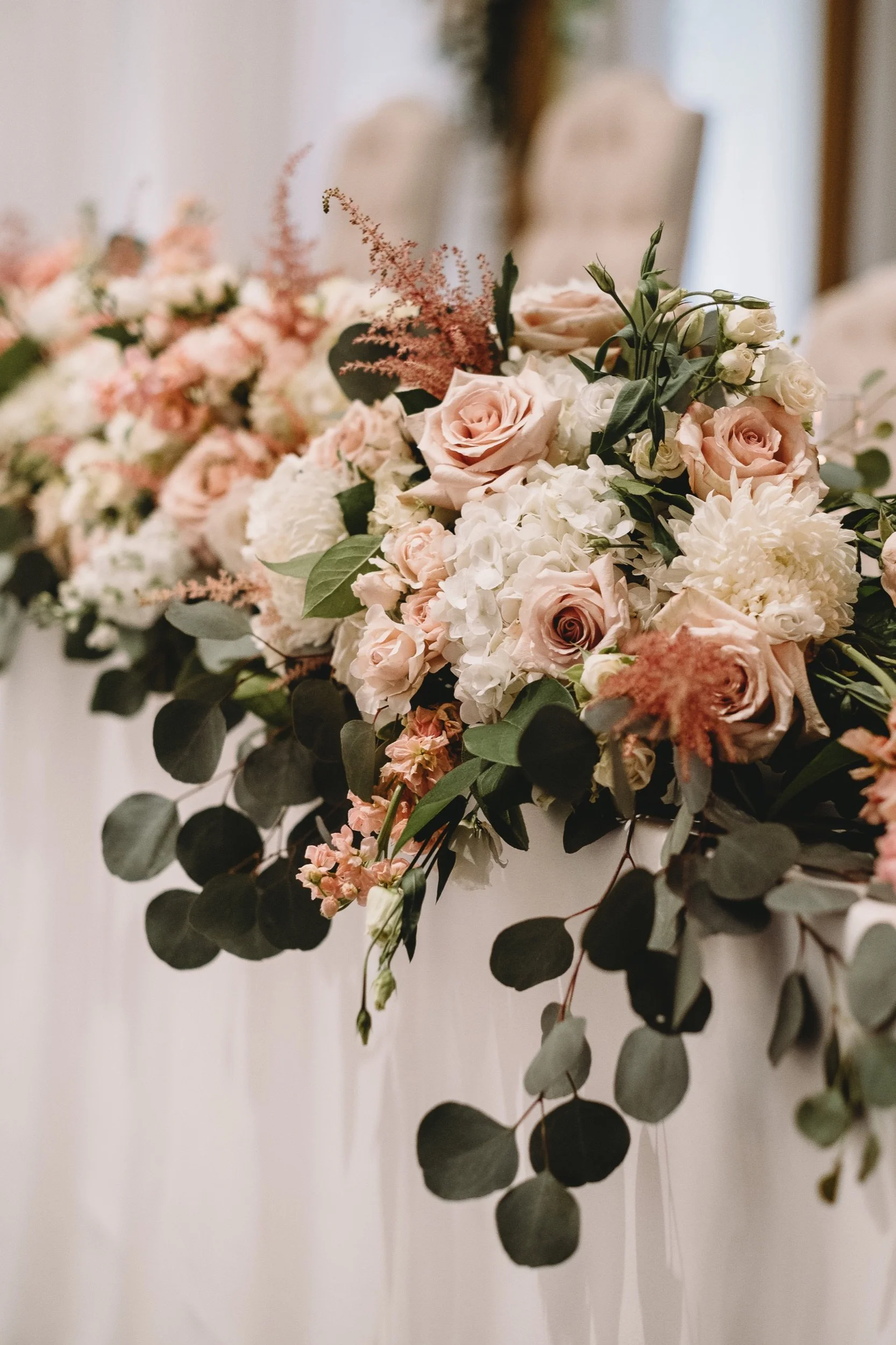 wisconsin-dells-wedding-decor-rental-signature-events-wi-122.jpg