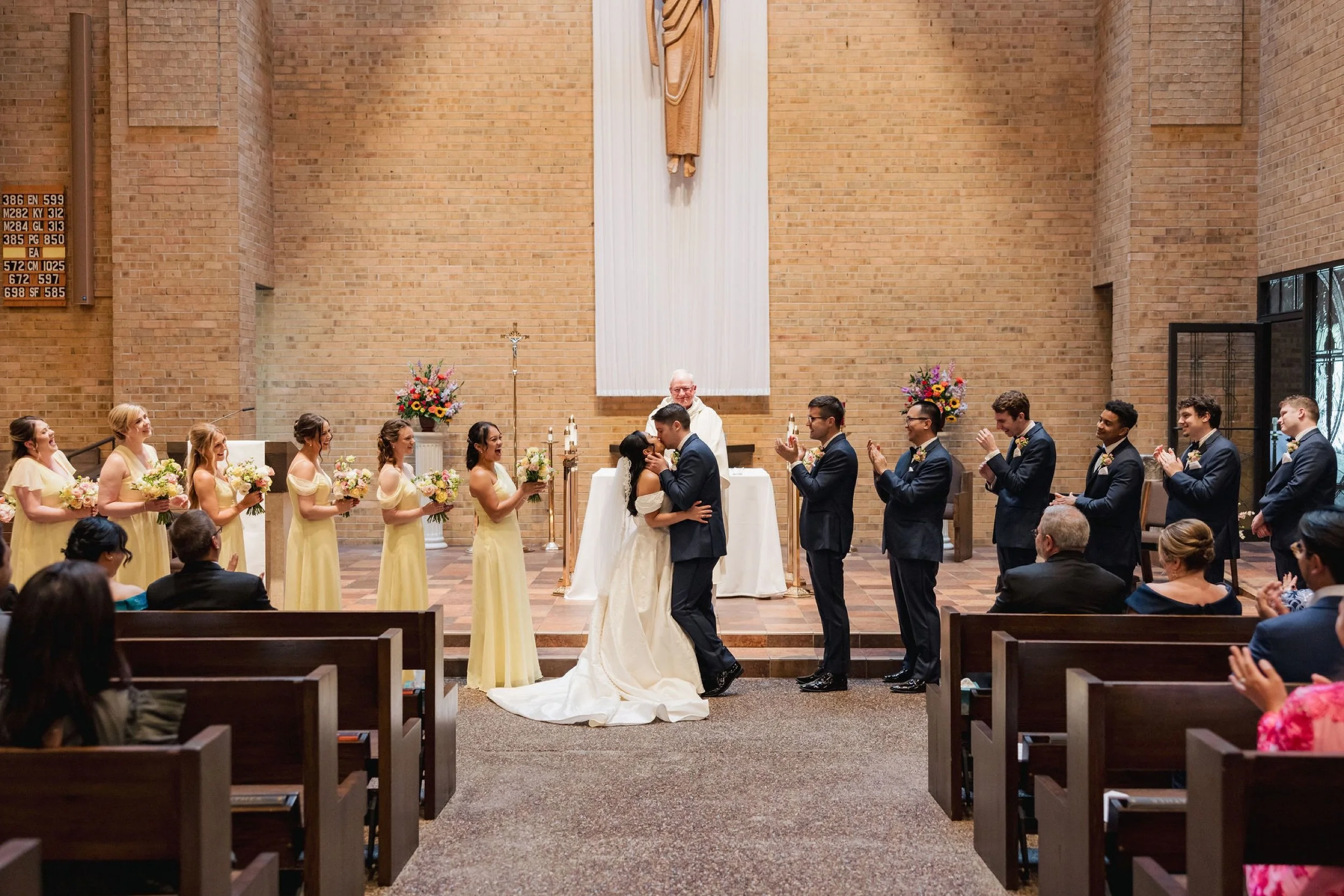wisconsin-dells-wedding-decor-rental-signature-events-wi-204.jpg