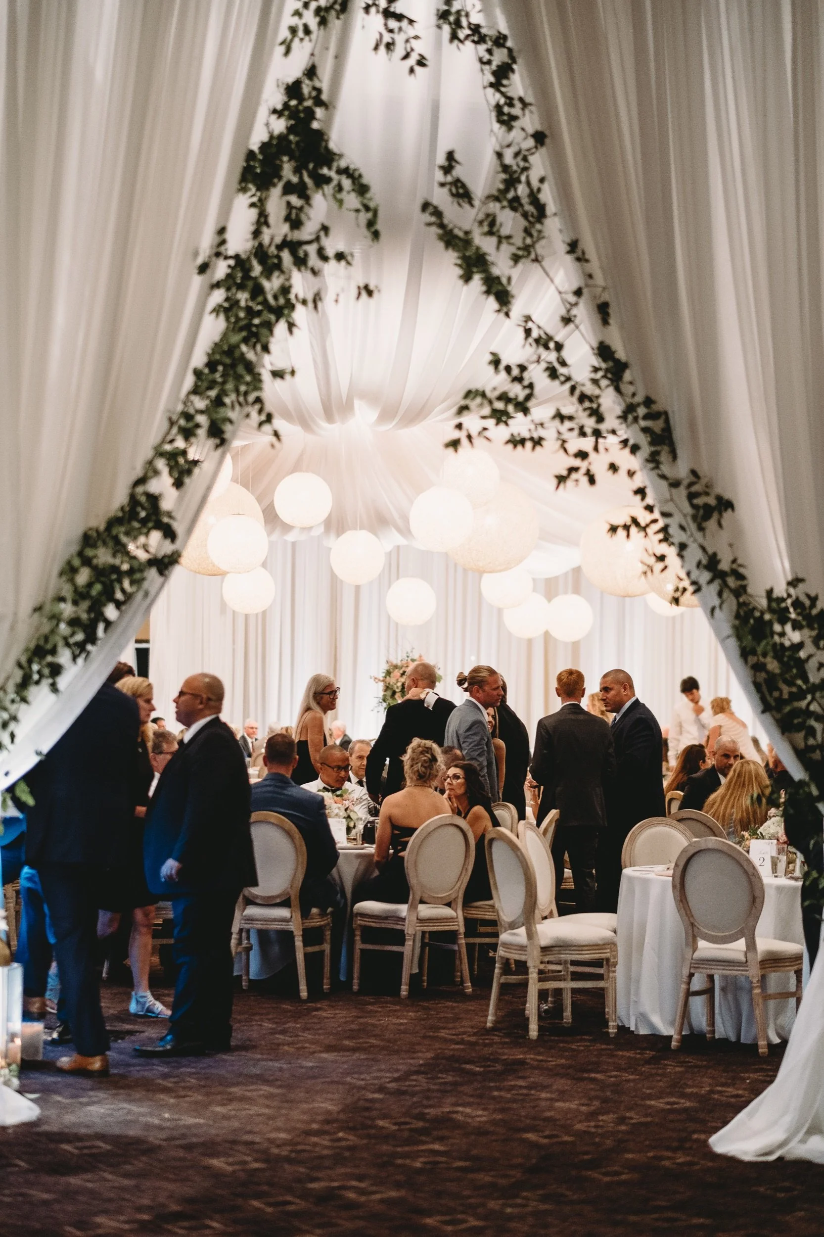 wisconsin-dells-wedding-decor-rental-signature-events-wi-128.jpg
