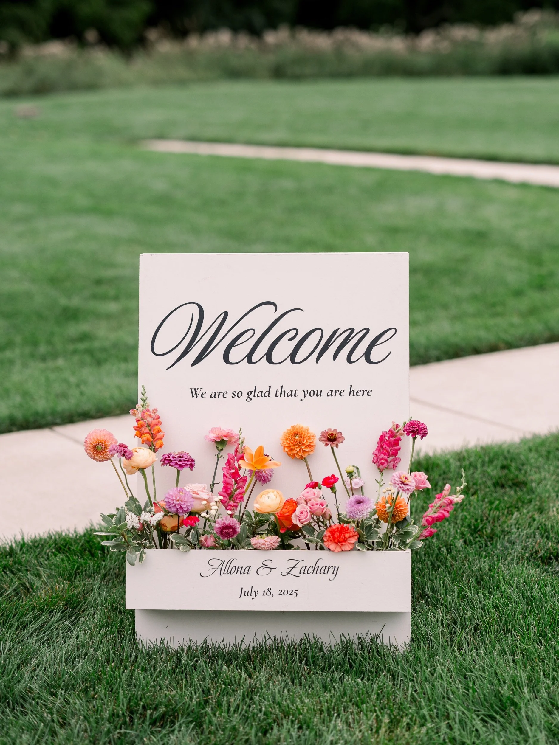 wisconsin-dells-wedding-decor-rental-signature-events-wi-169.jpg