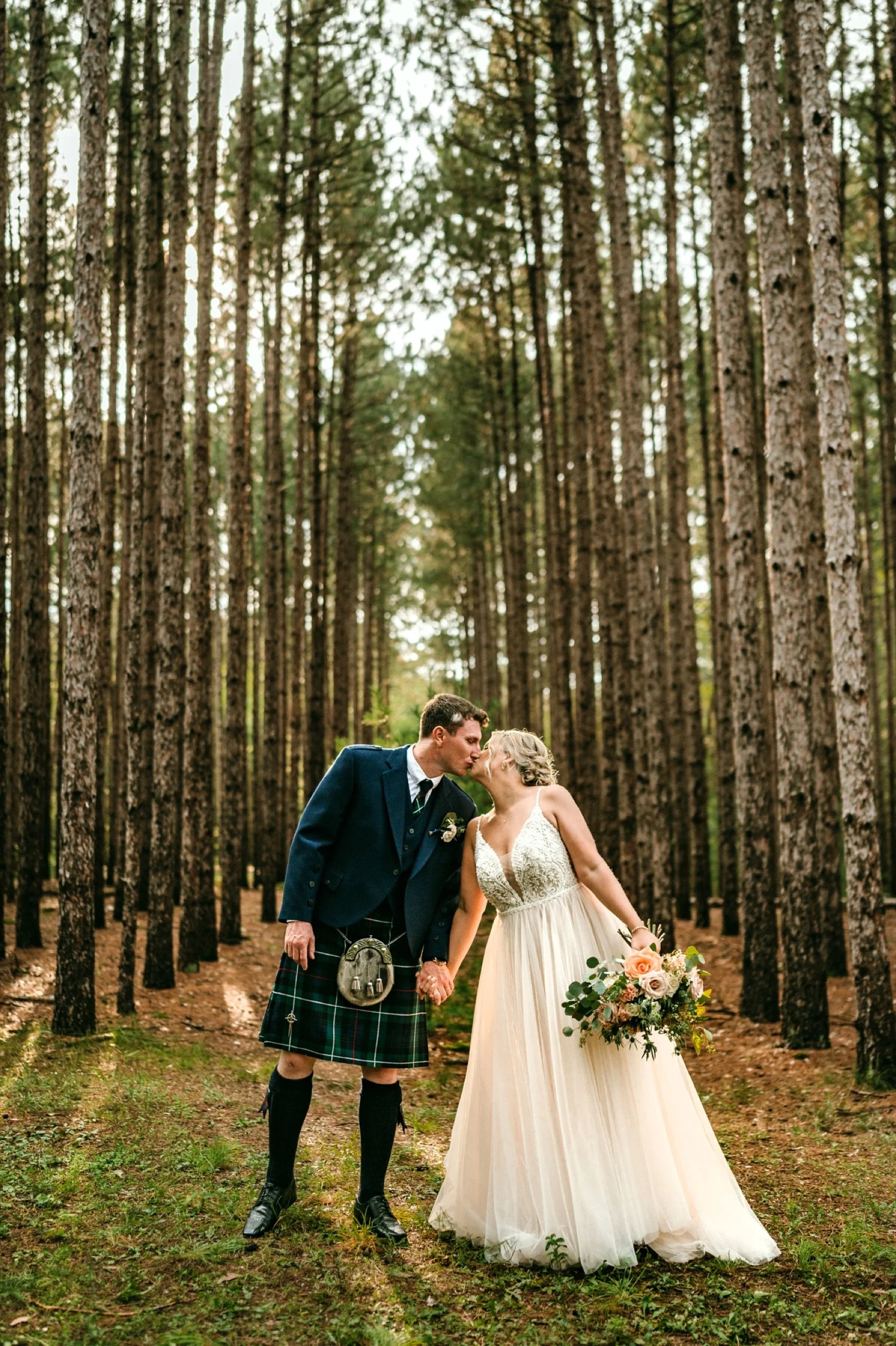wisconsin-dells-wedding-decor-rental-signature-events-wi-174.jpg