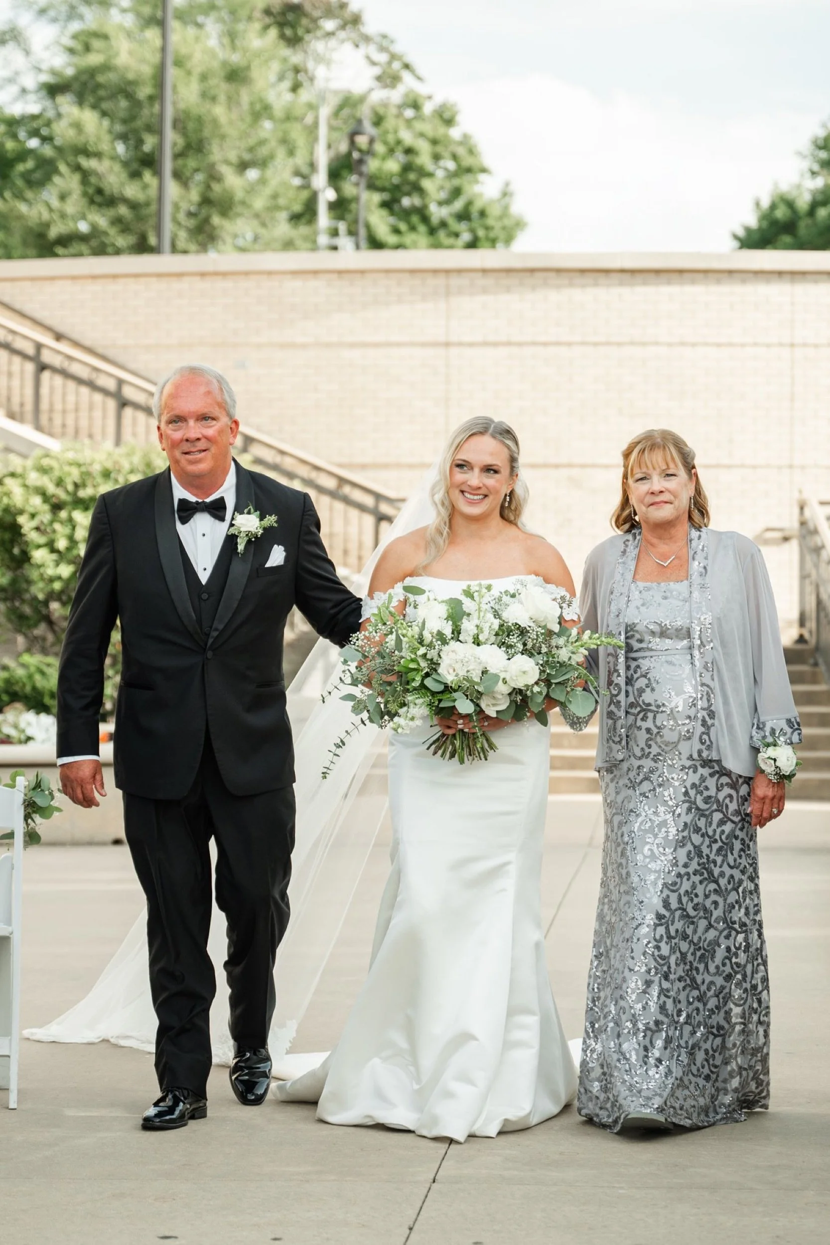 wisconsin-dells-wedding-decor-rental-signature-events-wi-252.jpg