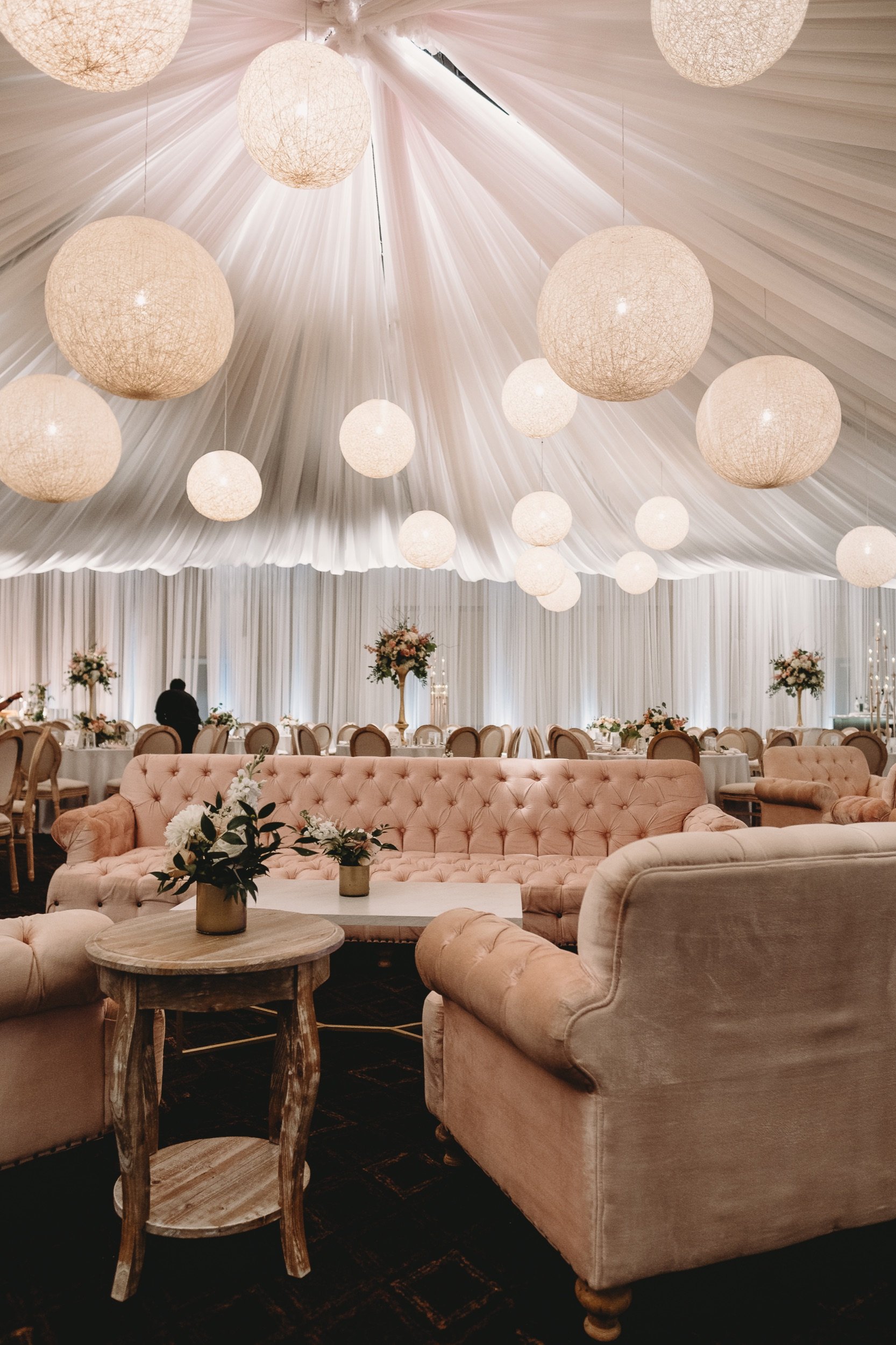 wisconsin-dells-wedding-decor-rental-signature-events-wi-146.jpg