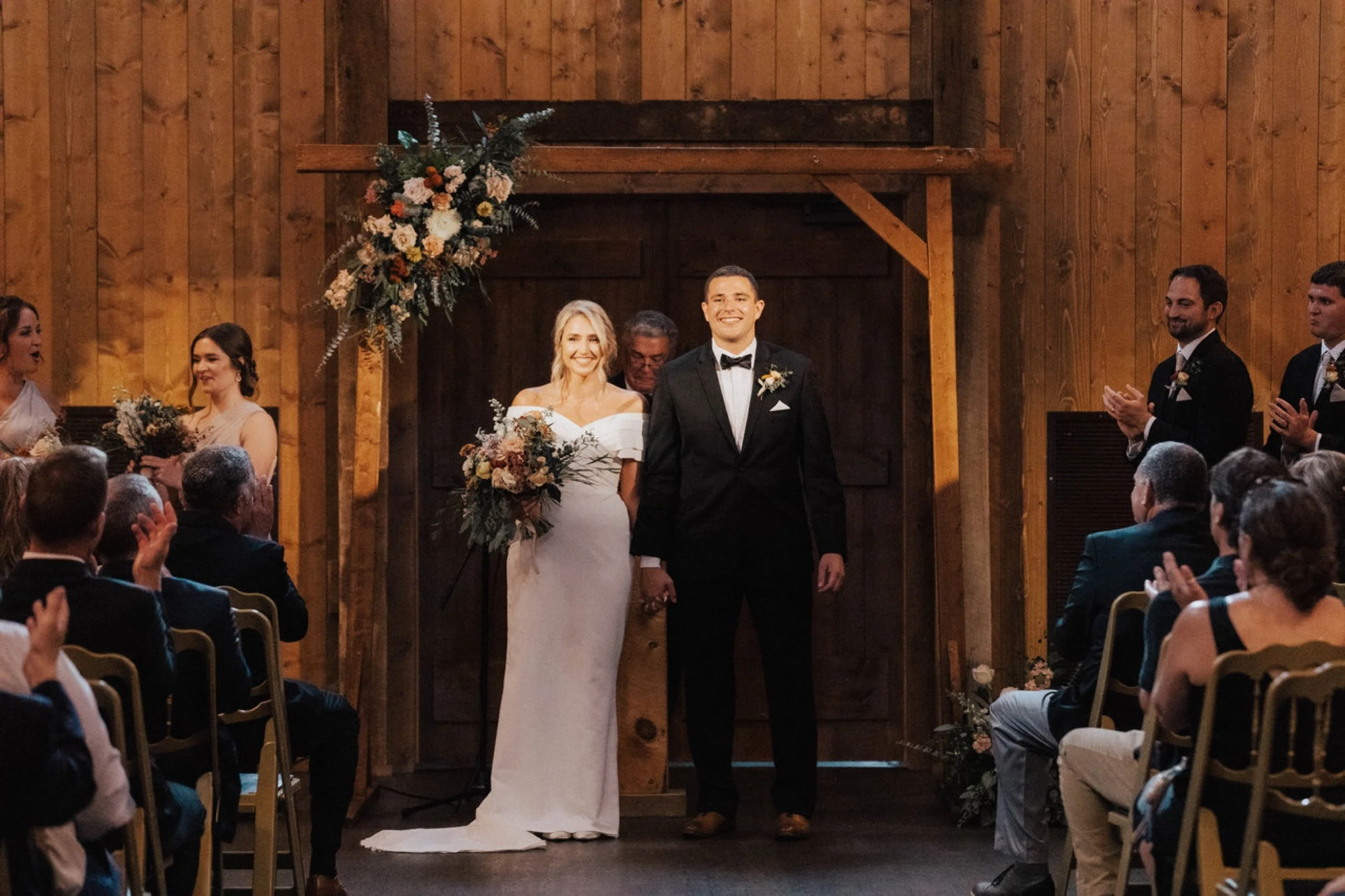 wisconsin-dells-wedding-decor-rental-signature-events-wi-086.jpg