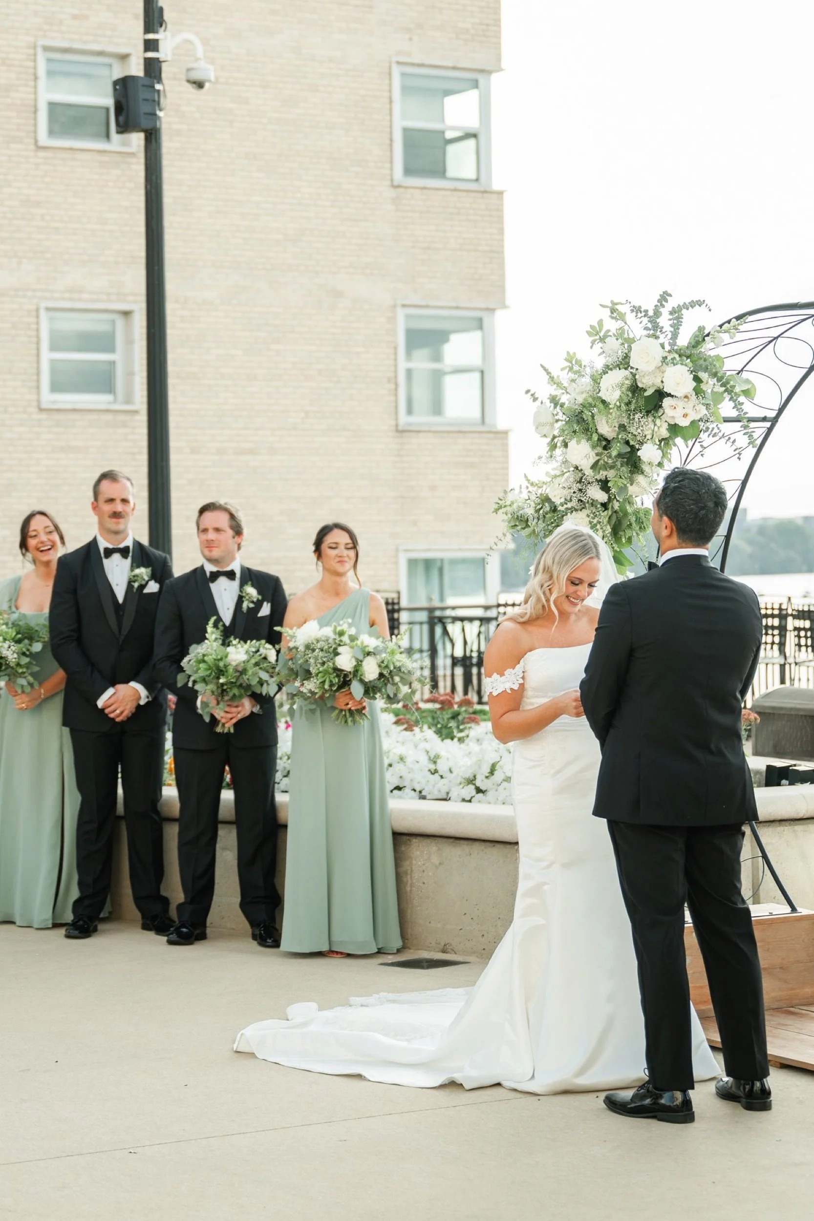 wisconsin-dells-wedding-decor-rental-signature-events-wi-103.jpg