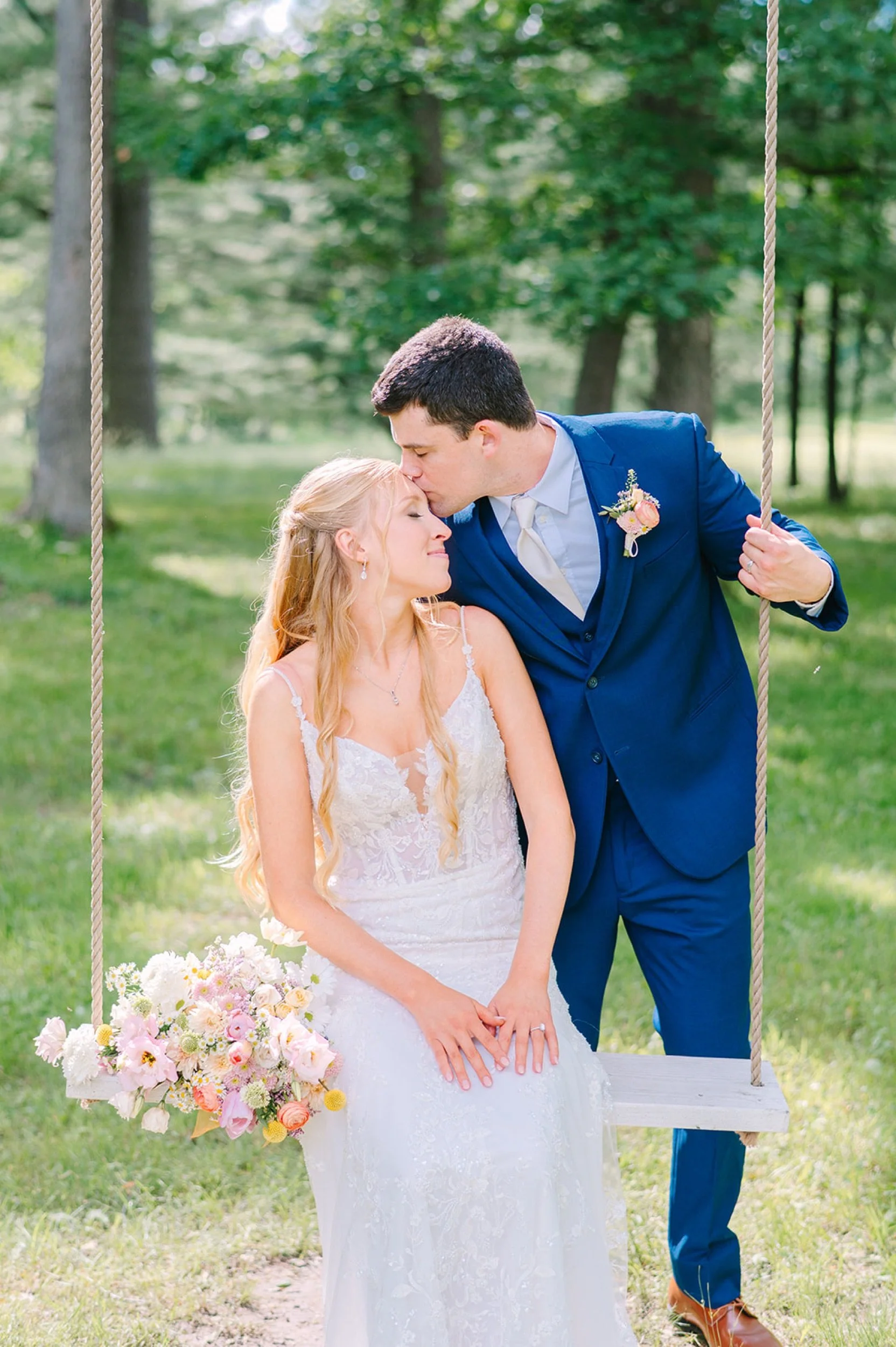 wisconsin-dells-wedding-decor-rental-signature-events-wi-055.jpg