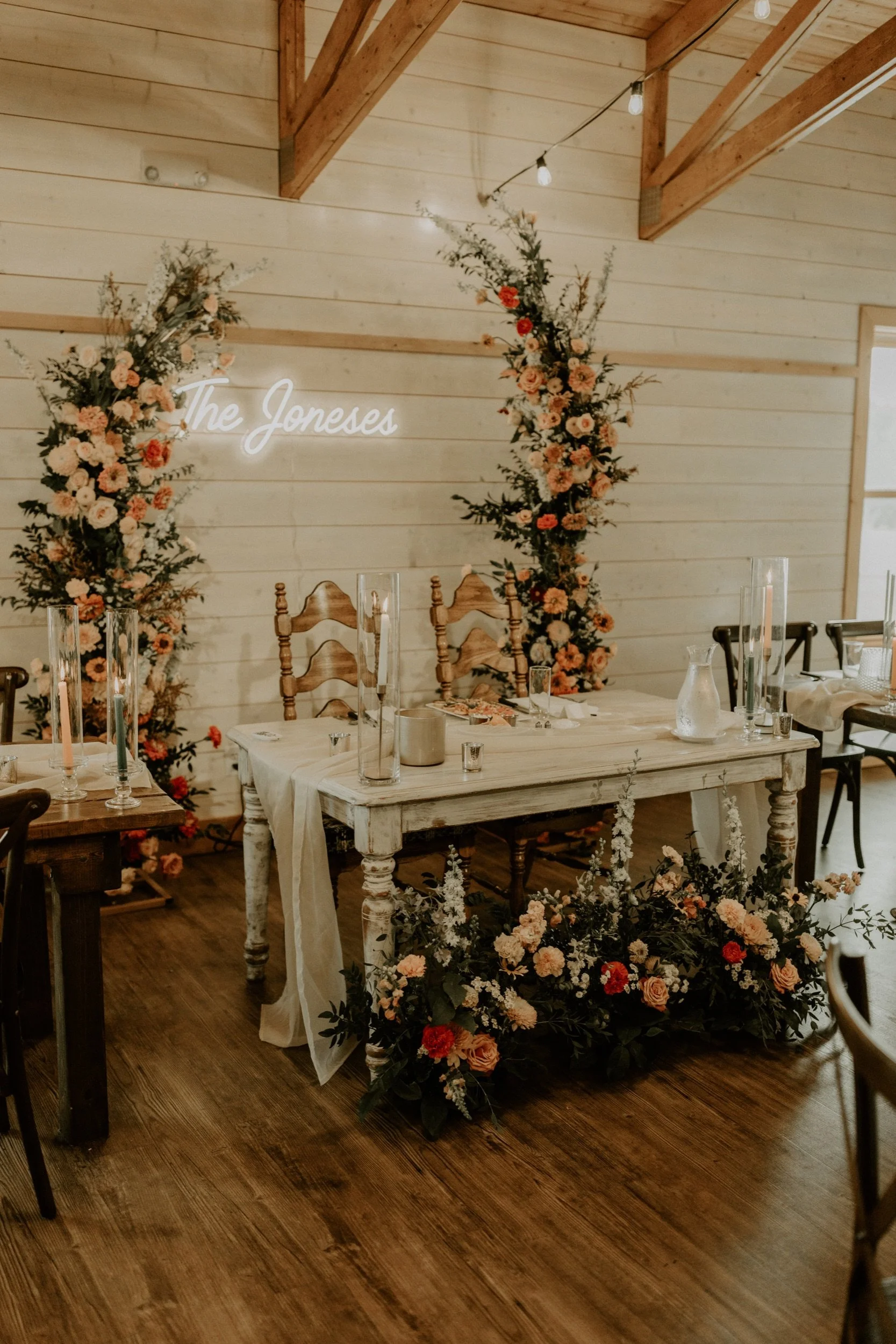 wisconsin-dells-wedding-decor-rental-signature-events-wi-284.jpg