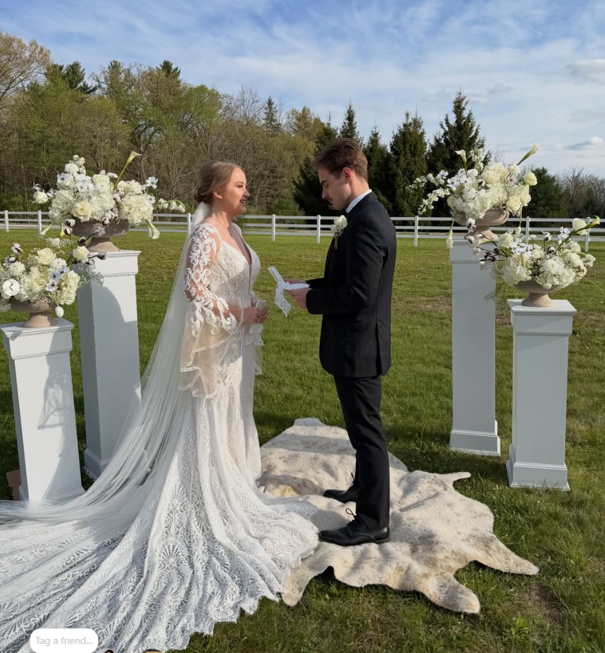 wisconsin-dells-wedding-decor-rental-signature-events-wi-110.png