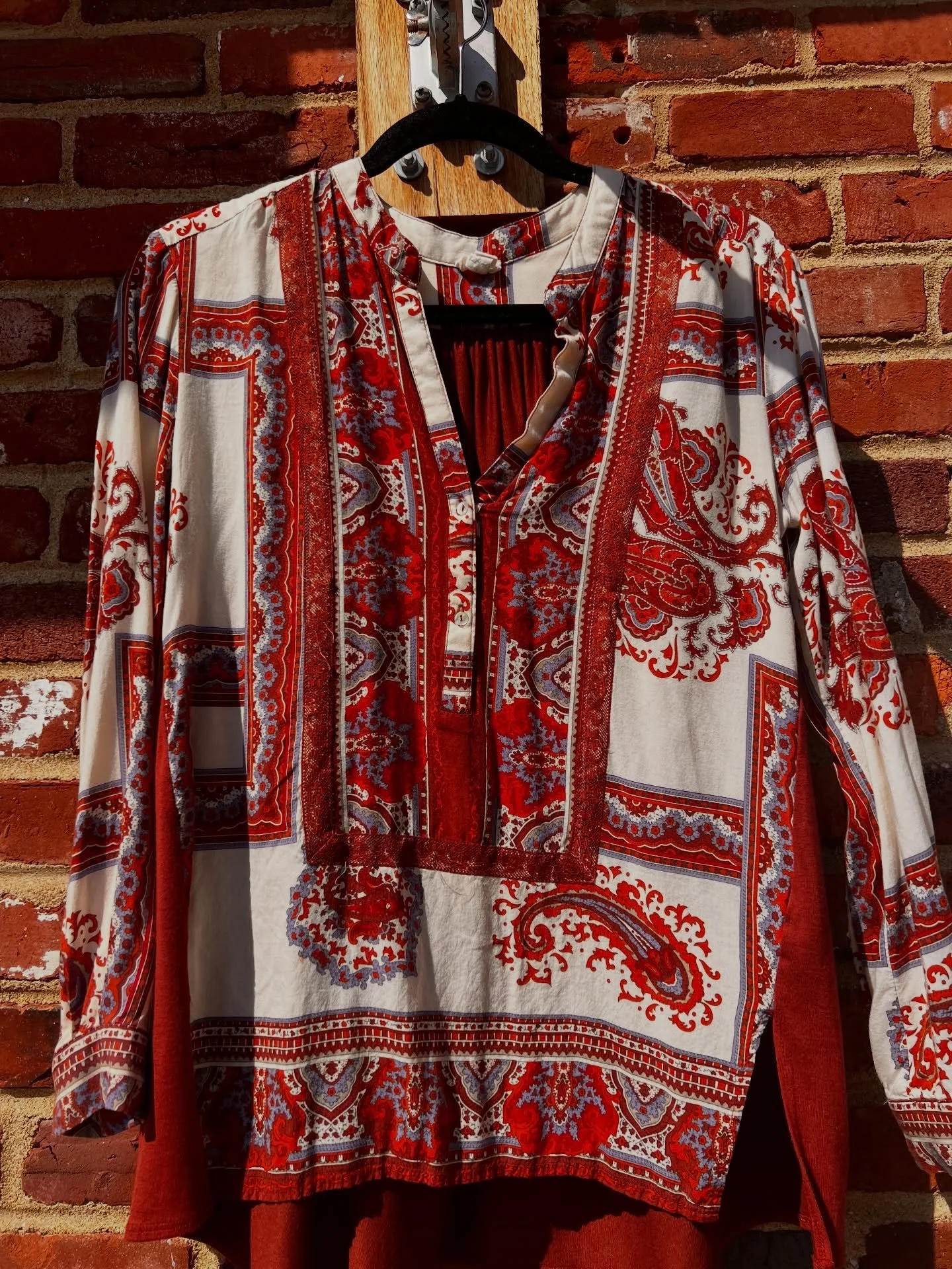 Anthropologie Tiny Tunic!!!
New arrival priced at 28.99 Size XS!
#designer #shopping #supportsmallbusiness