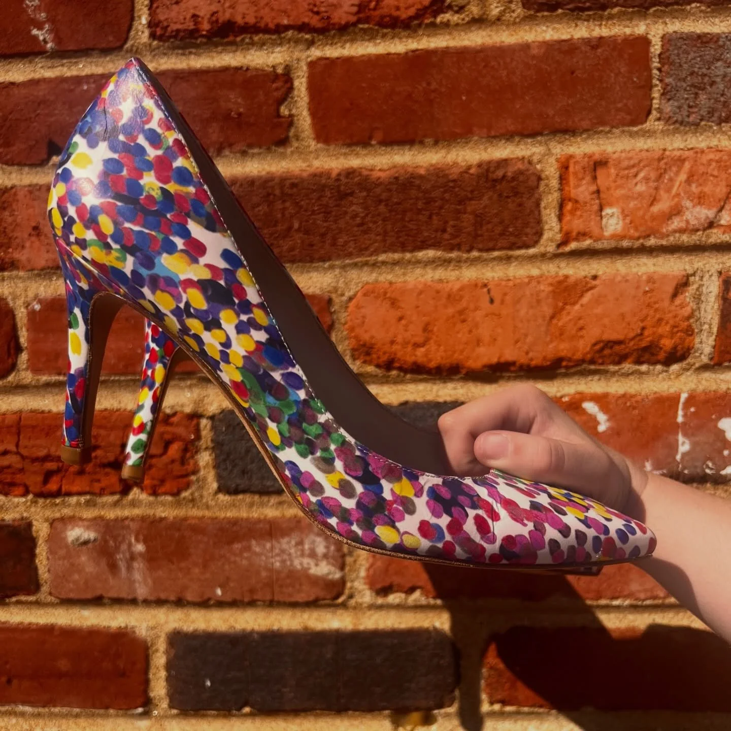 Colorful LK Bennet Heels!!!
New arrival priced at 83.99 Size 39.5!!
#designer #shopping #supportsmallbusiness