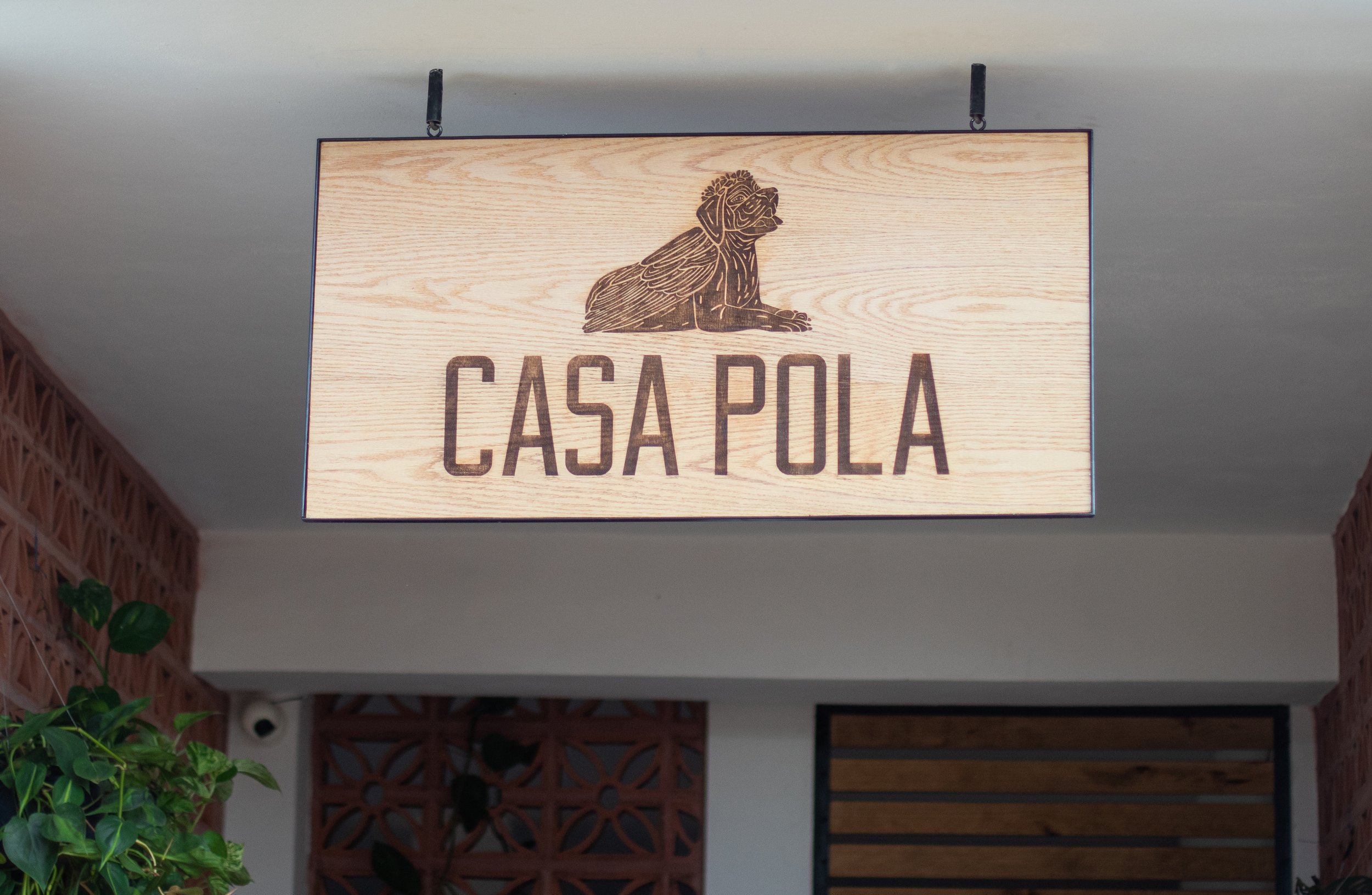 CasaPola_Entrada01.jpg