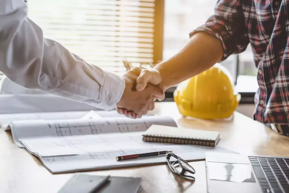 What questions should I ask before hiring a commercial contractor? How do I vet a general contractor?