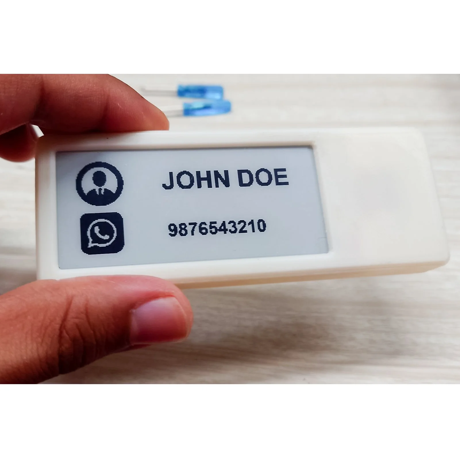 IoT Enabled Customizable E-Paper Display