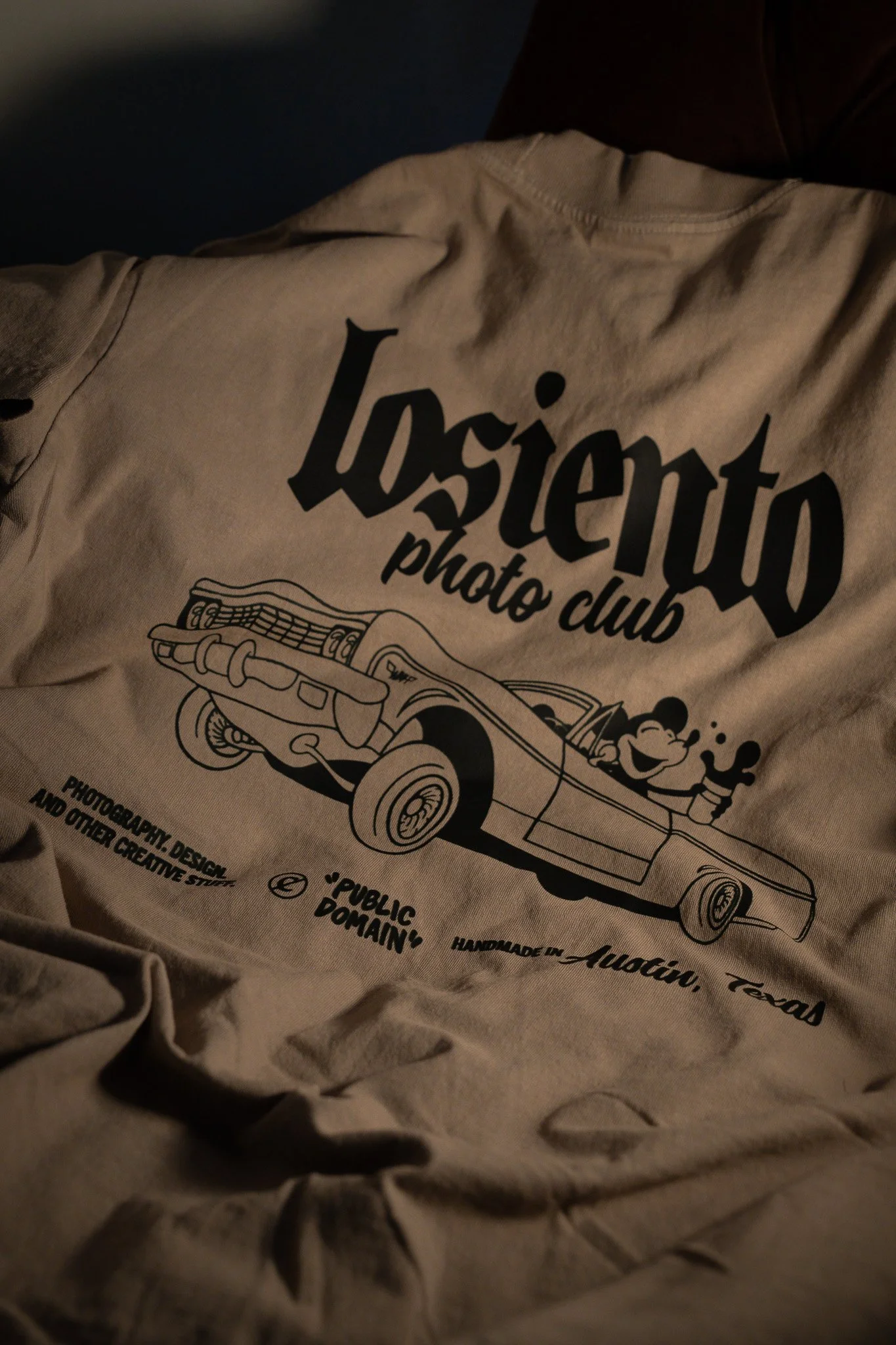 losiento shirt back beige.jpg