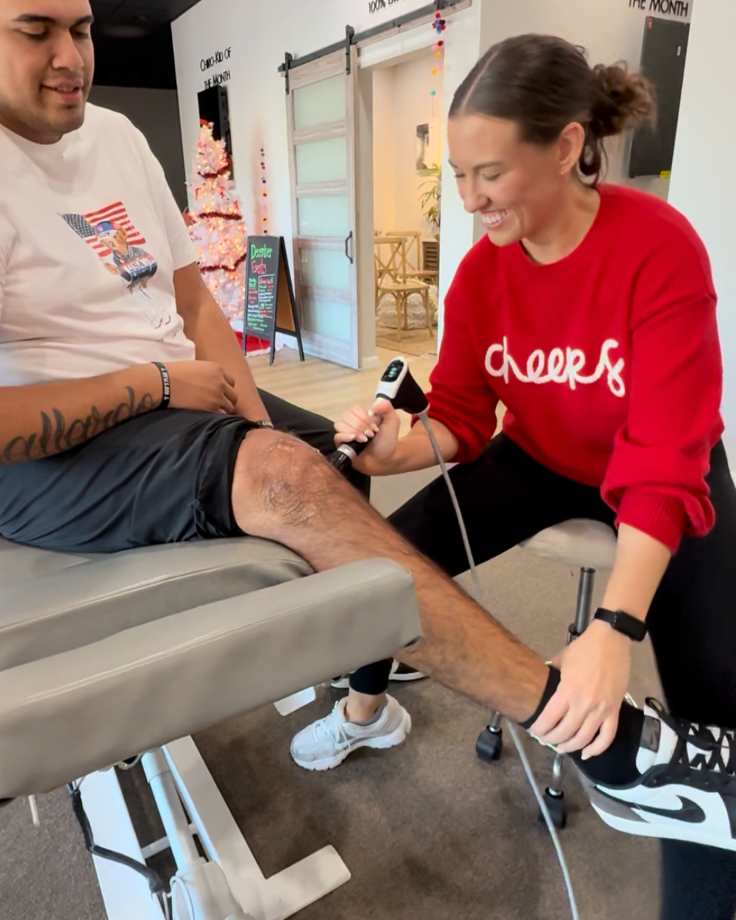 Shockwave therapy a non-invasive treatment great for knee pain, shoulder pain, low back pain, elbow pain, carpal tunnel, surfers, neck pain, and wrist pain.