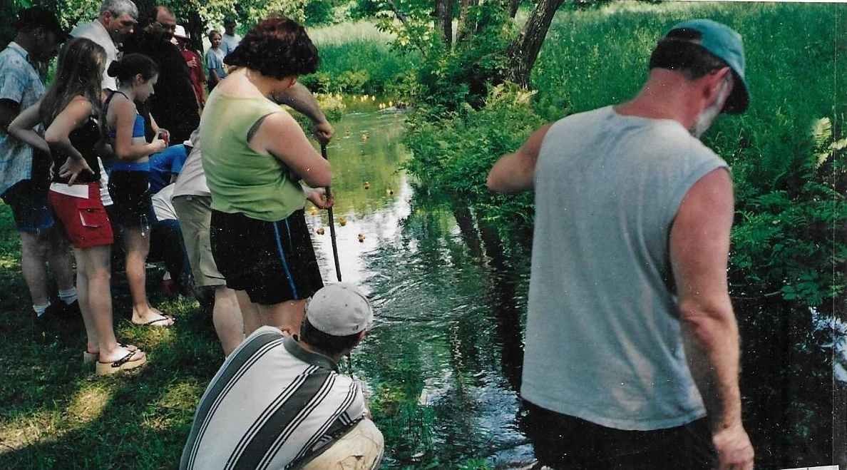 Canada Day 2002- 22 Duck Race.jpg