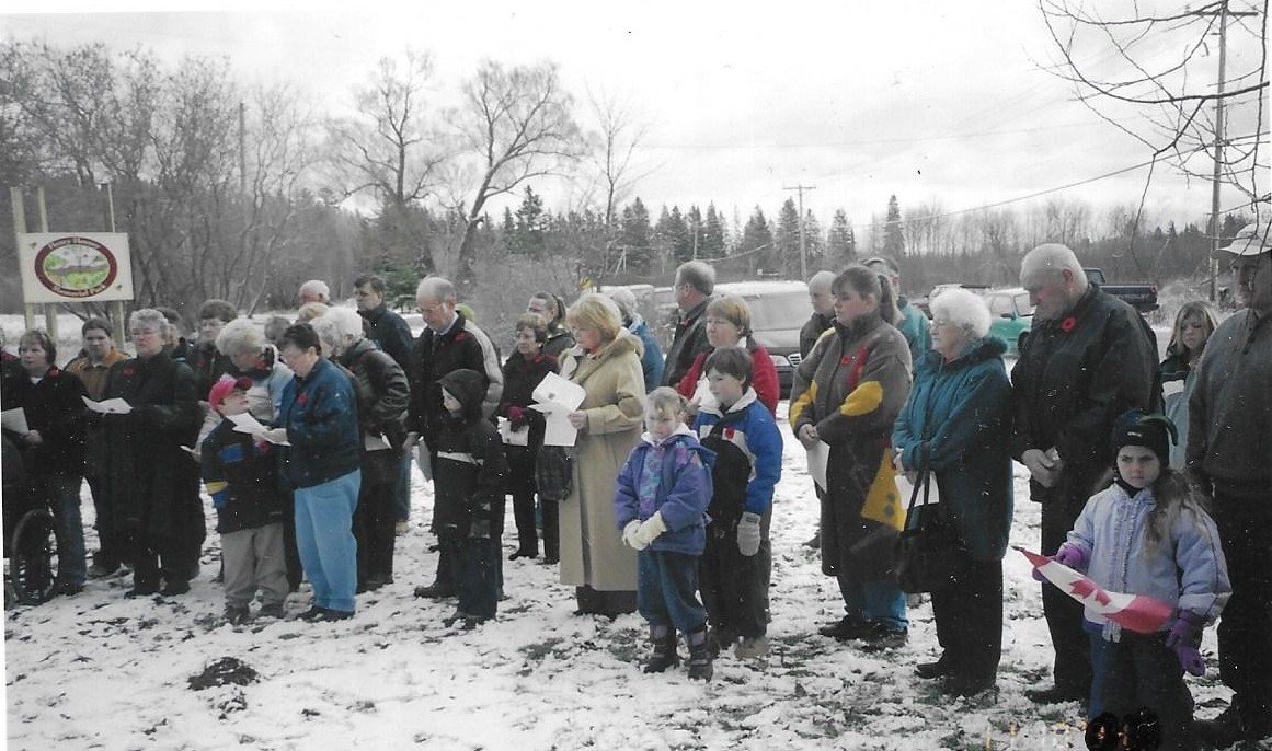 Rememberance Day 2004 -7.jpg