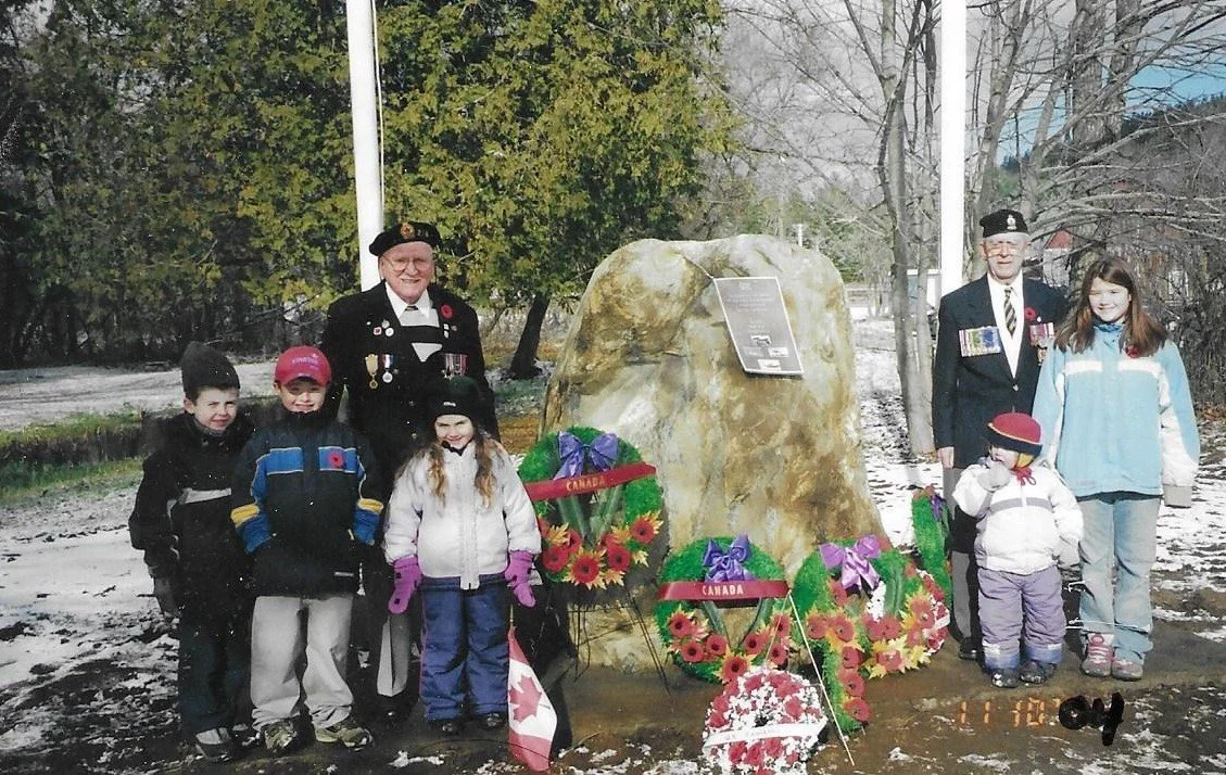 Rememberance Day 2004 -05.jpg