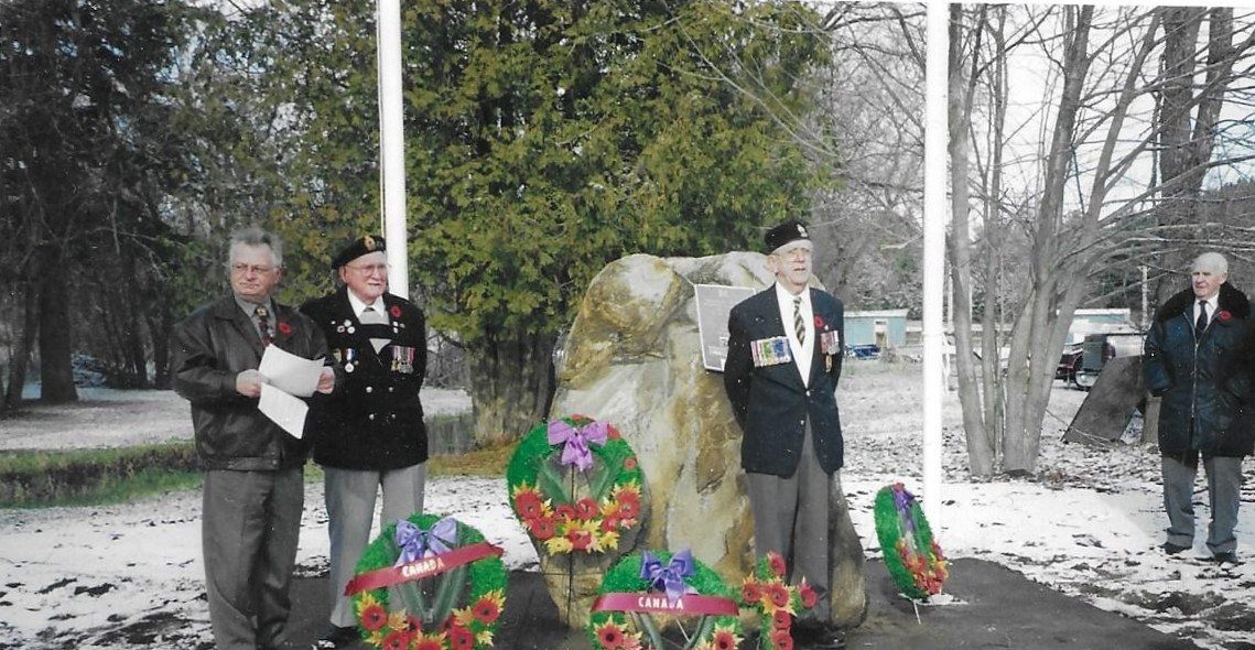 Rememberance Day 2004.jpg