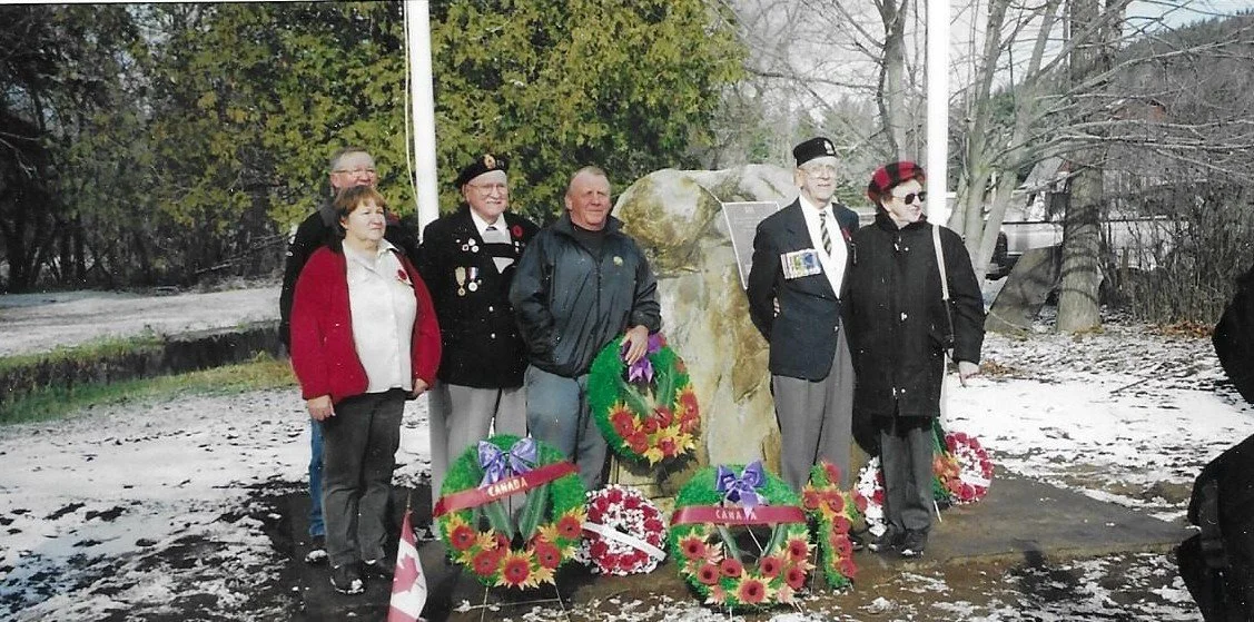 Rememberance Day 2004 -04.jpg
