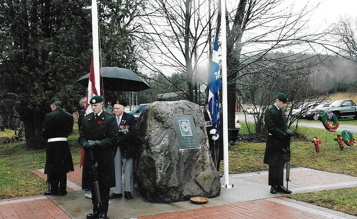 Rememberance Day 2006 -9.jpg