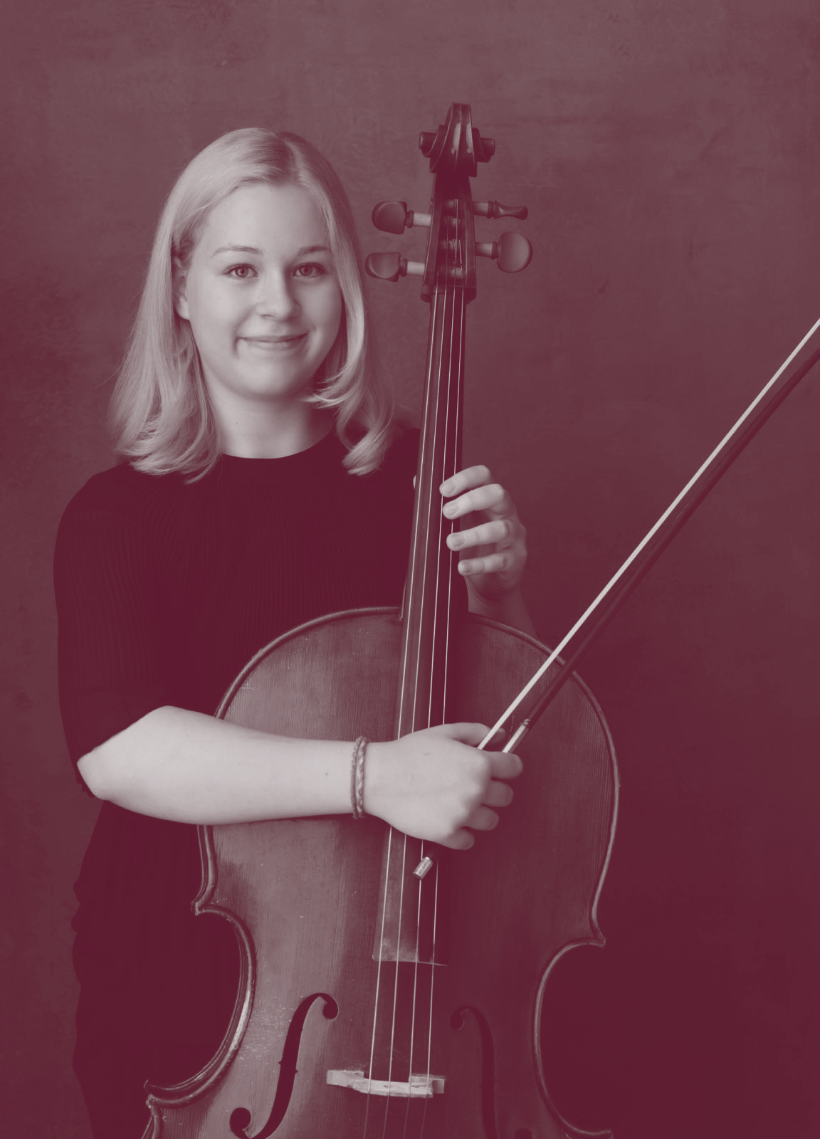 Portrait der Cellistin Carla Ulmschneider, Teilnehmende der Festivalakademie der Musikfestspiele Schwaben 2026