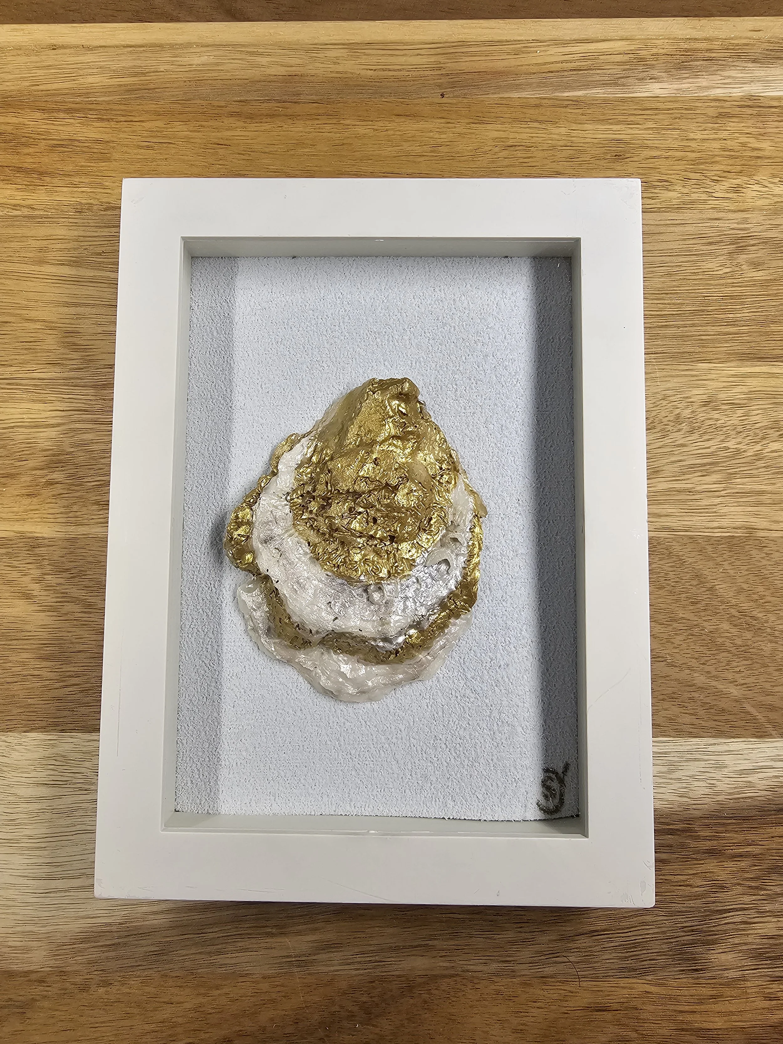 The Gilded Oyster Bloom