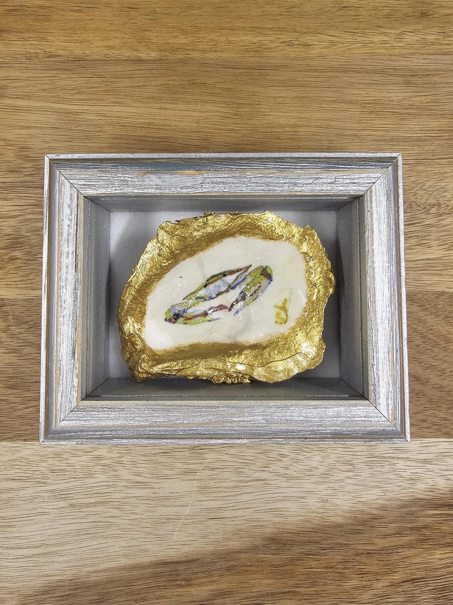 Coastal Catch – Crab Oyster Shell Silver Shadow Box