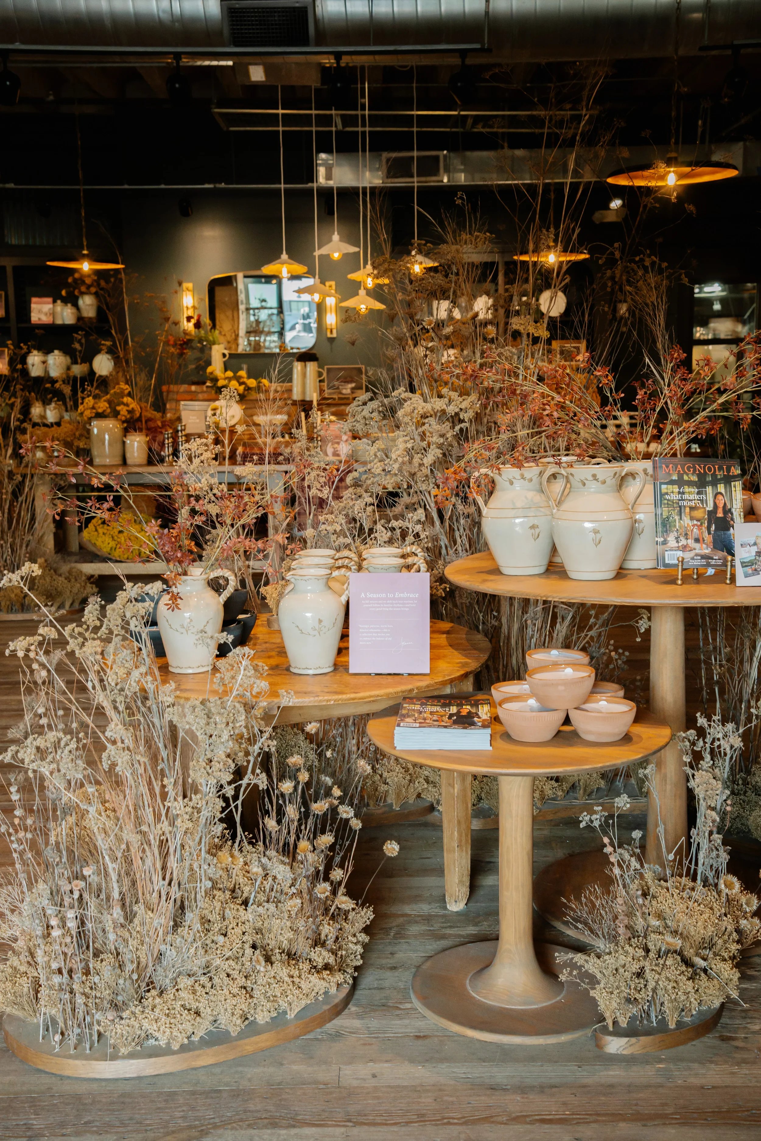 Foraged greenery stem arrangements  | Co-creative direction, co-designer, lead fabricator, installation manager | Magnolia