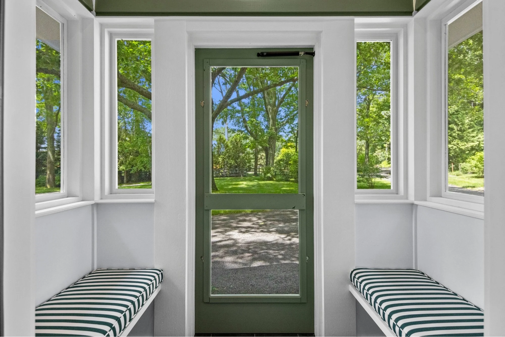north-lake-leelanau-guest-house-5.jpg