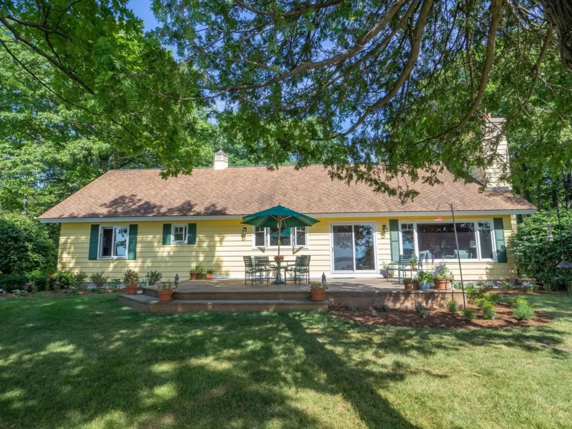 north-lake-leelanau-retreat-11.jpg