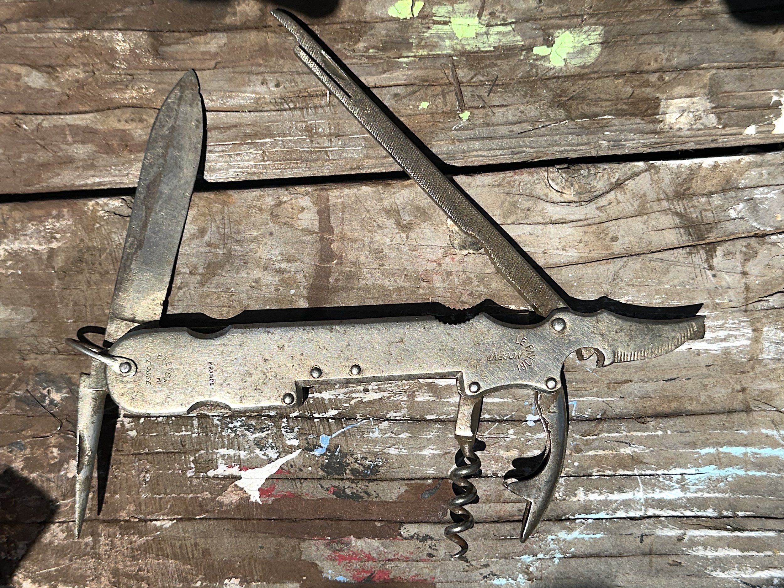 Multi-blade Utility Knife