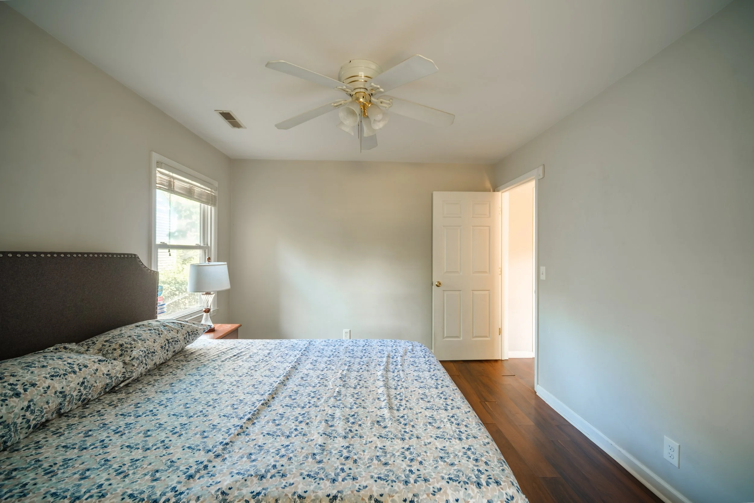 2215 Albion St-14.jpg