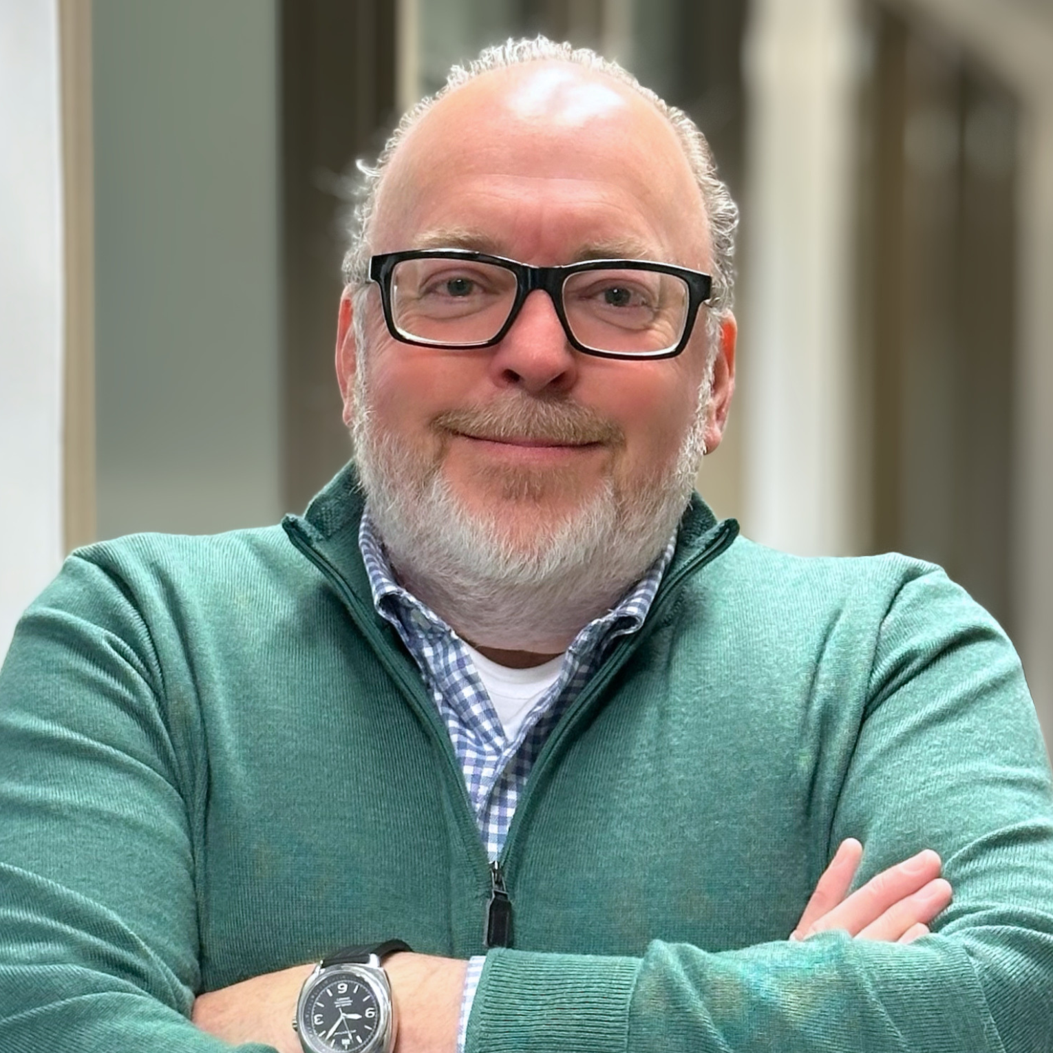  Pat McMullon 
Directeur des finances par intérim
