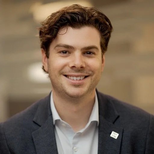  Daniel Clark  
DIRECTEUR  
Associé en audit et investissement et directeur financier à temps partiel, Tidal CFO
