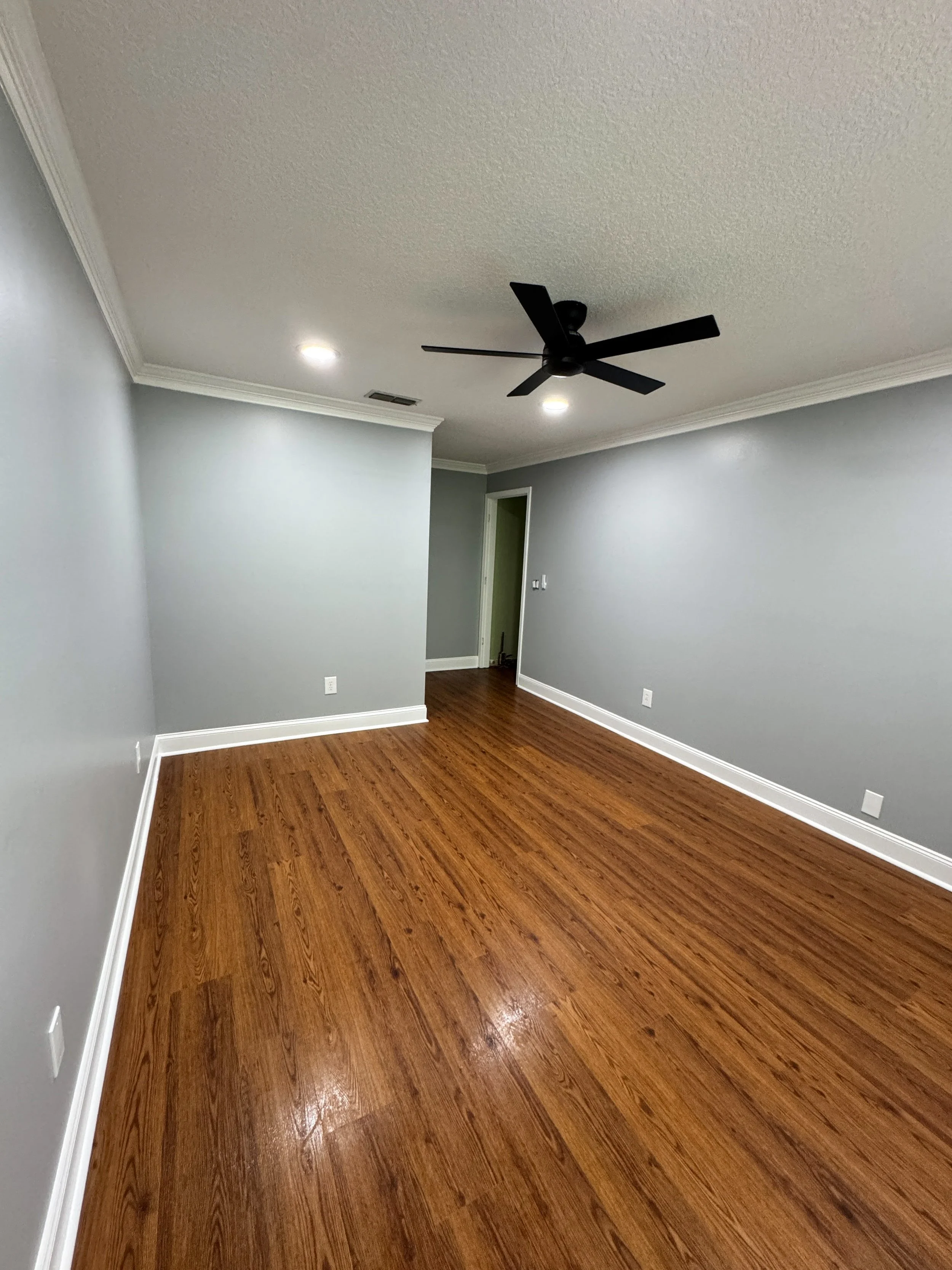 Flooring Install