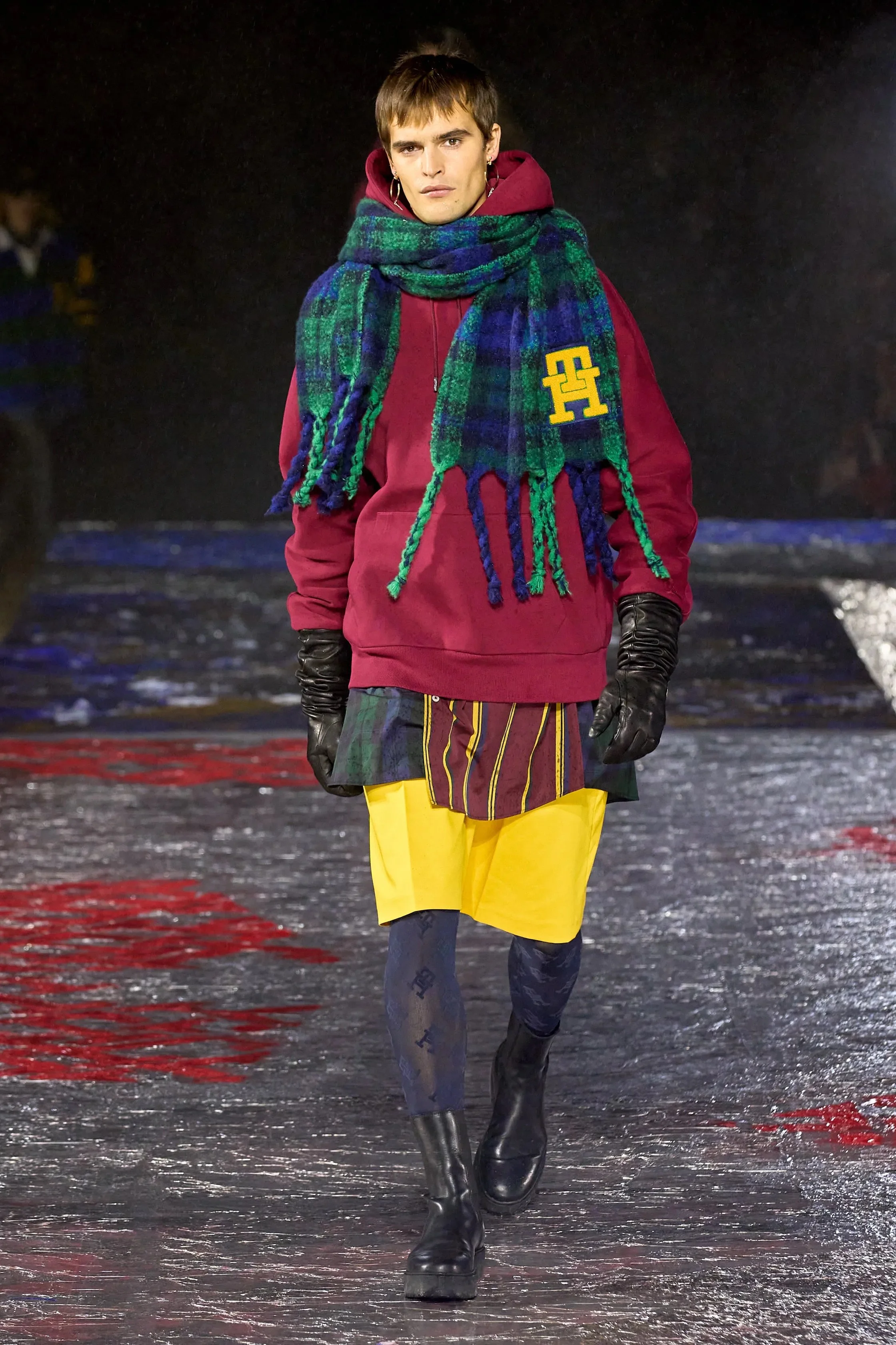 00011-tommy-now-fall-2022-ready-to-wear-credit-gorunway.jpeg