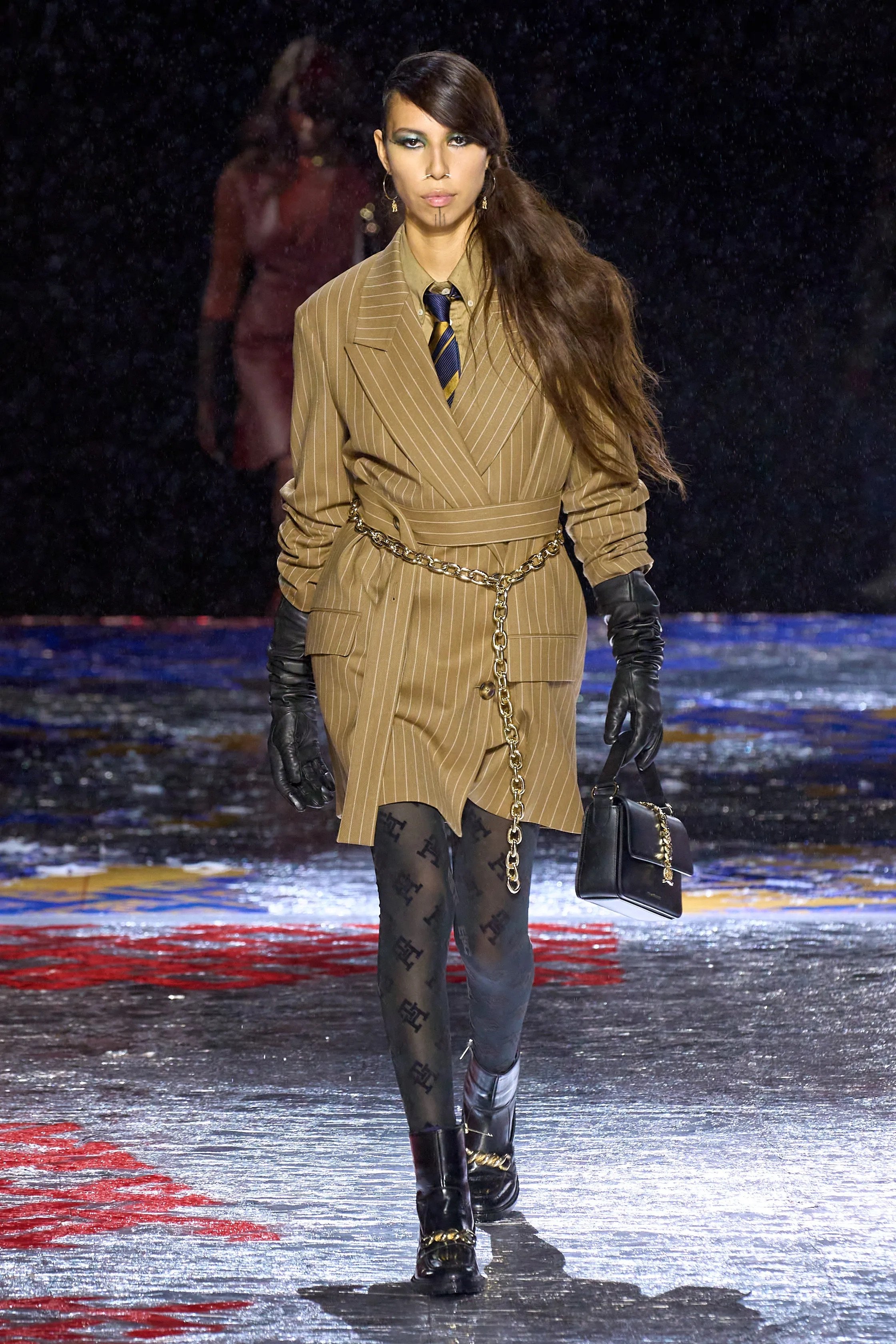 00045-tommy-now-fall-2022-ready-to-wear-credit-gorunway.jpeg