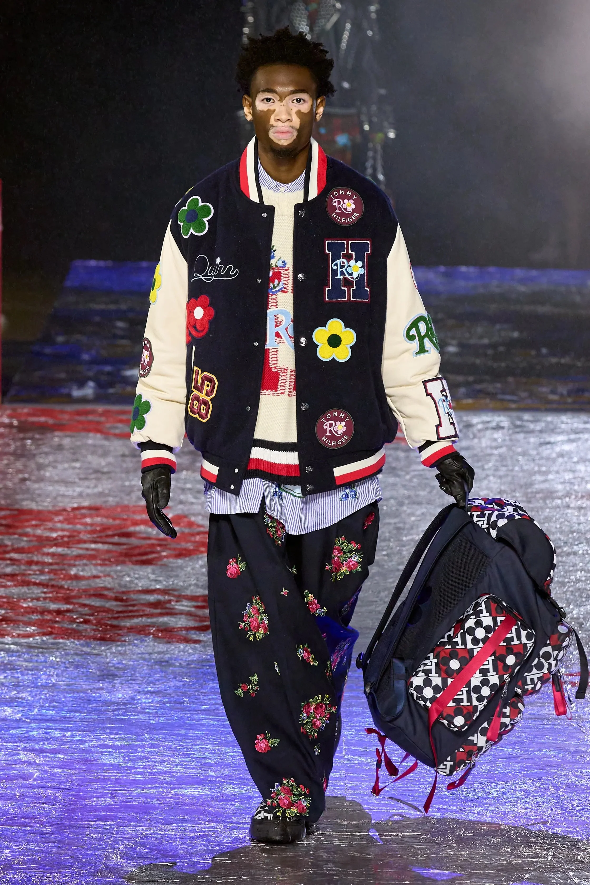 00075-tommy-now-fall-2022-ready-to-wear-credit-gorunway.jpeg