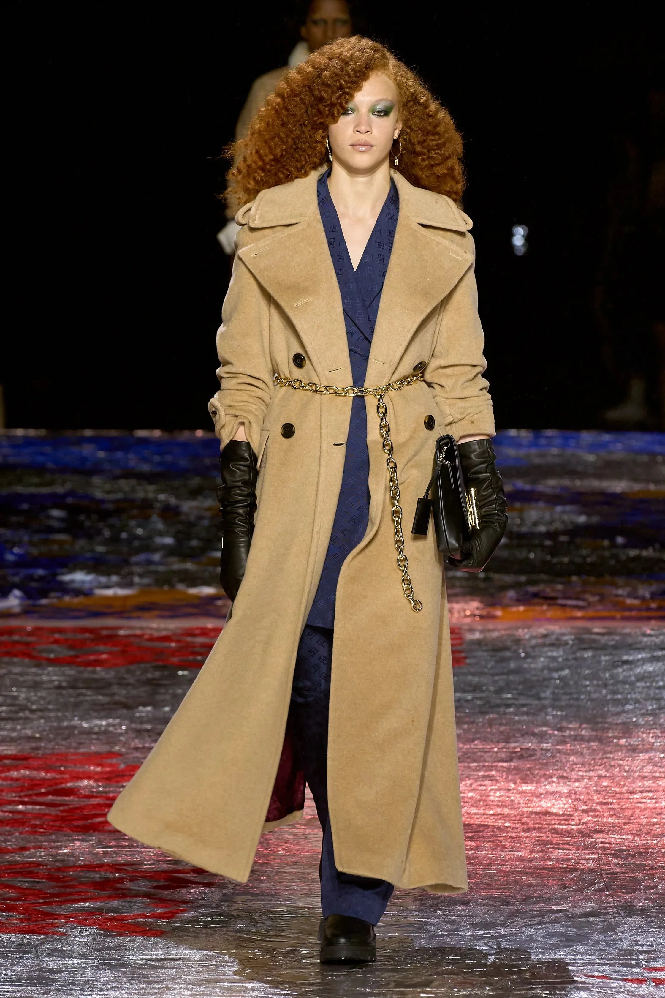00054-tommy-now-fall-2022-ready-to-wear-credit-gorunway.jpeg