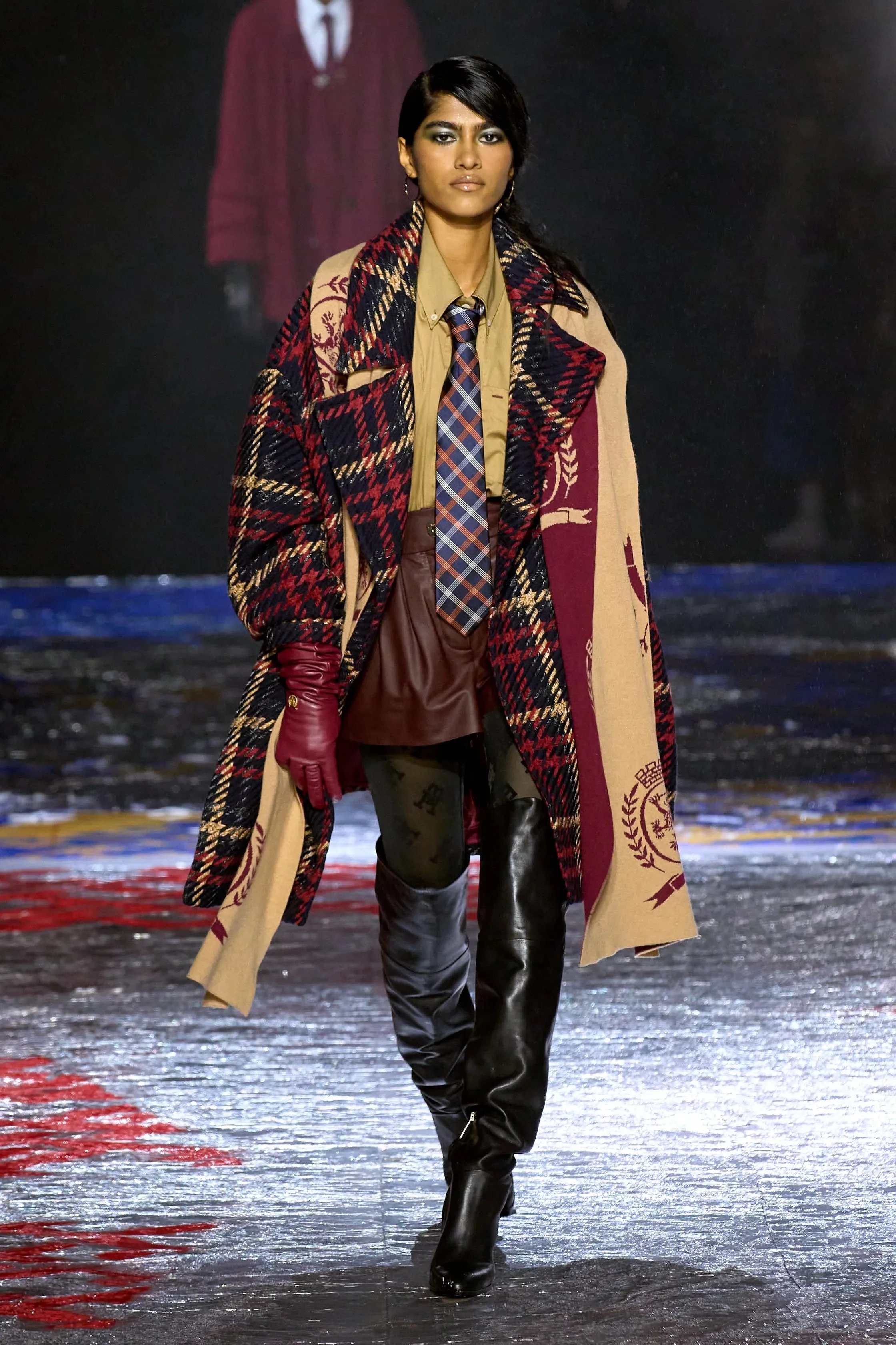 00048-tommy-now-fall-2022-ready-to-wear-credit-gorunway.jpeg