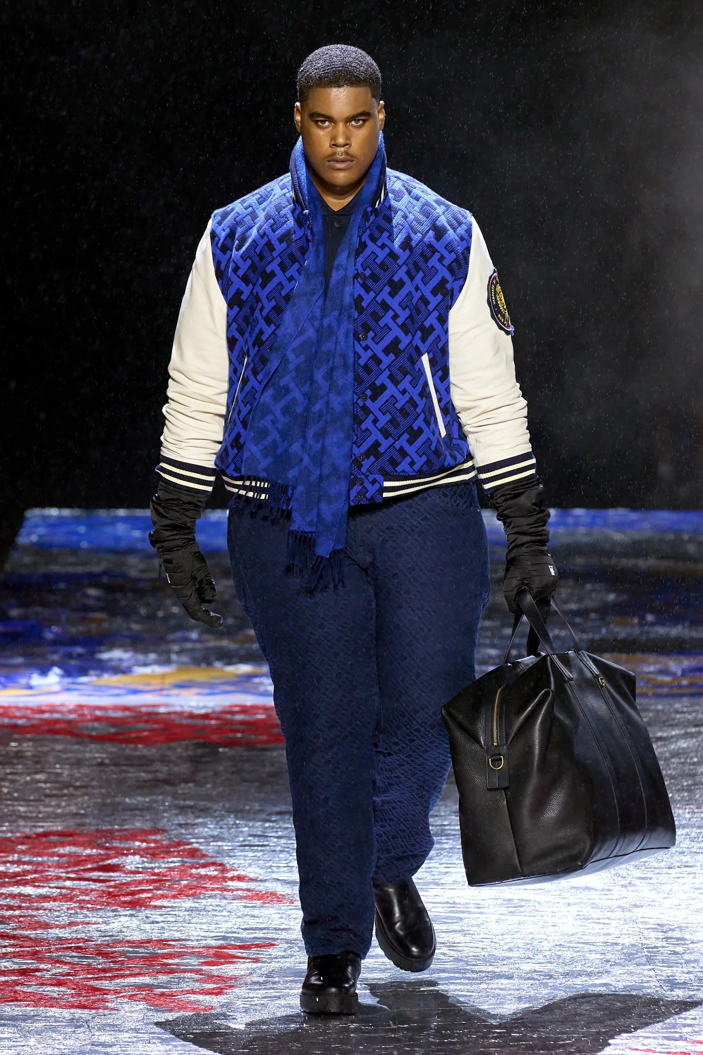 00032-tommy-now-fall-2022-ready-to-wear-credit-gorunway.jpeg