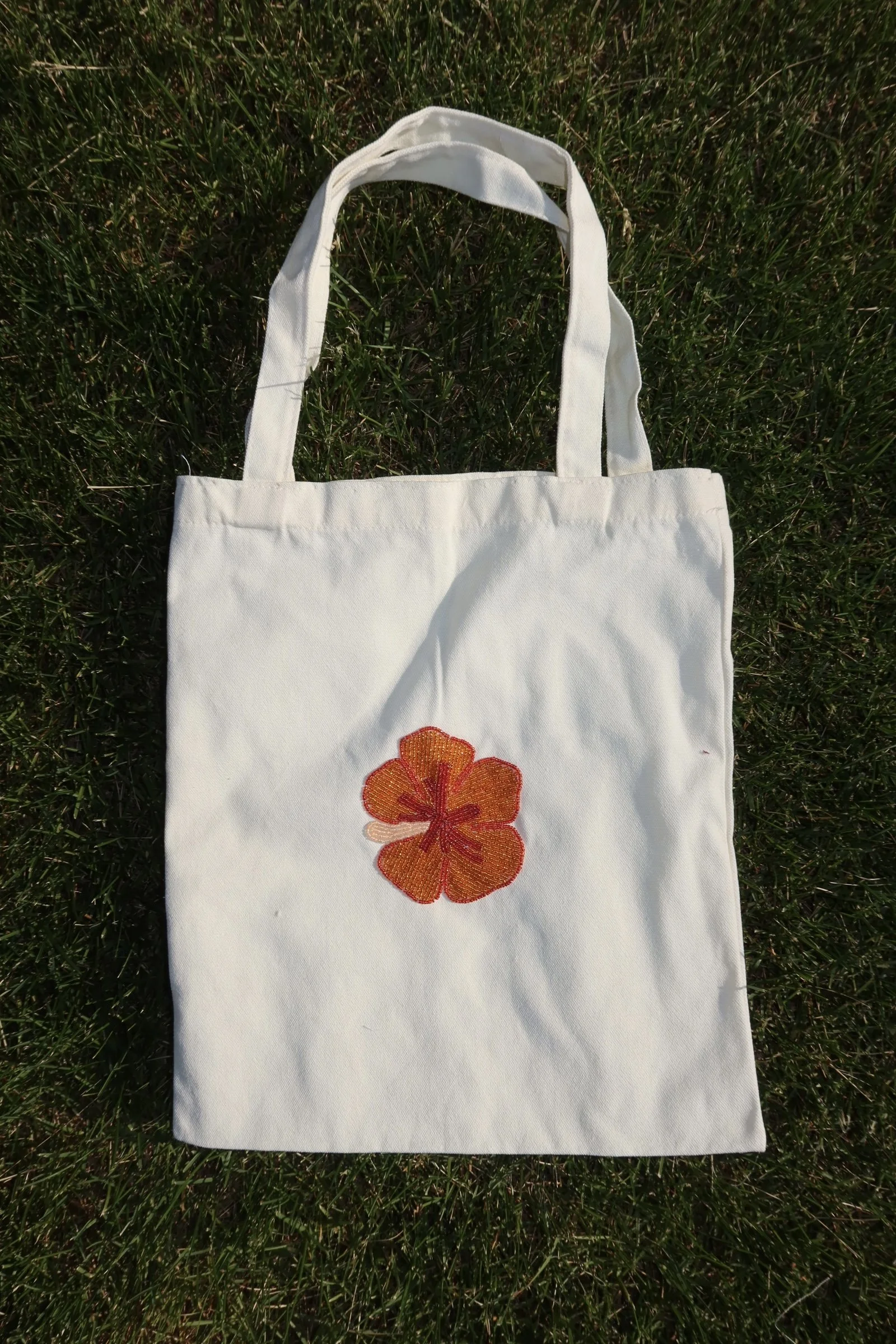 Hibiscus Beaded Bag