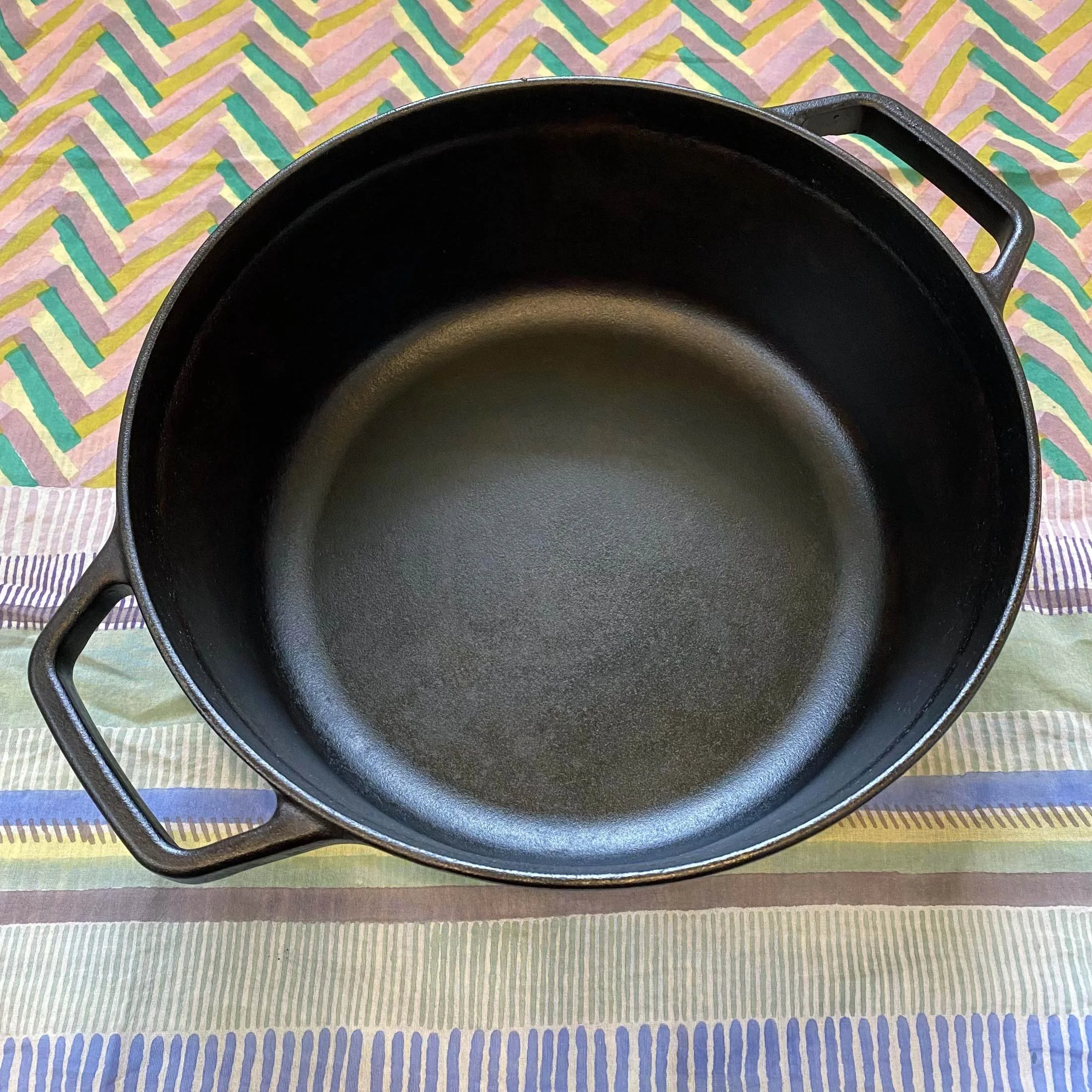 Dutch oven after reseasoning