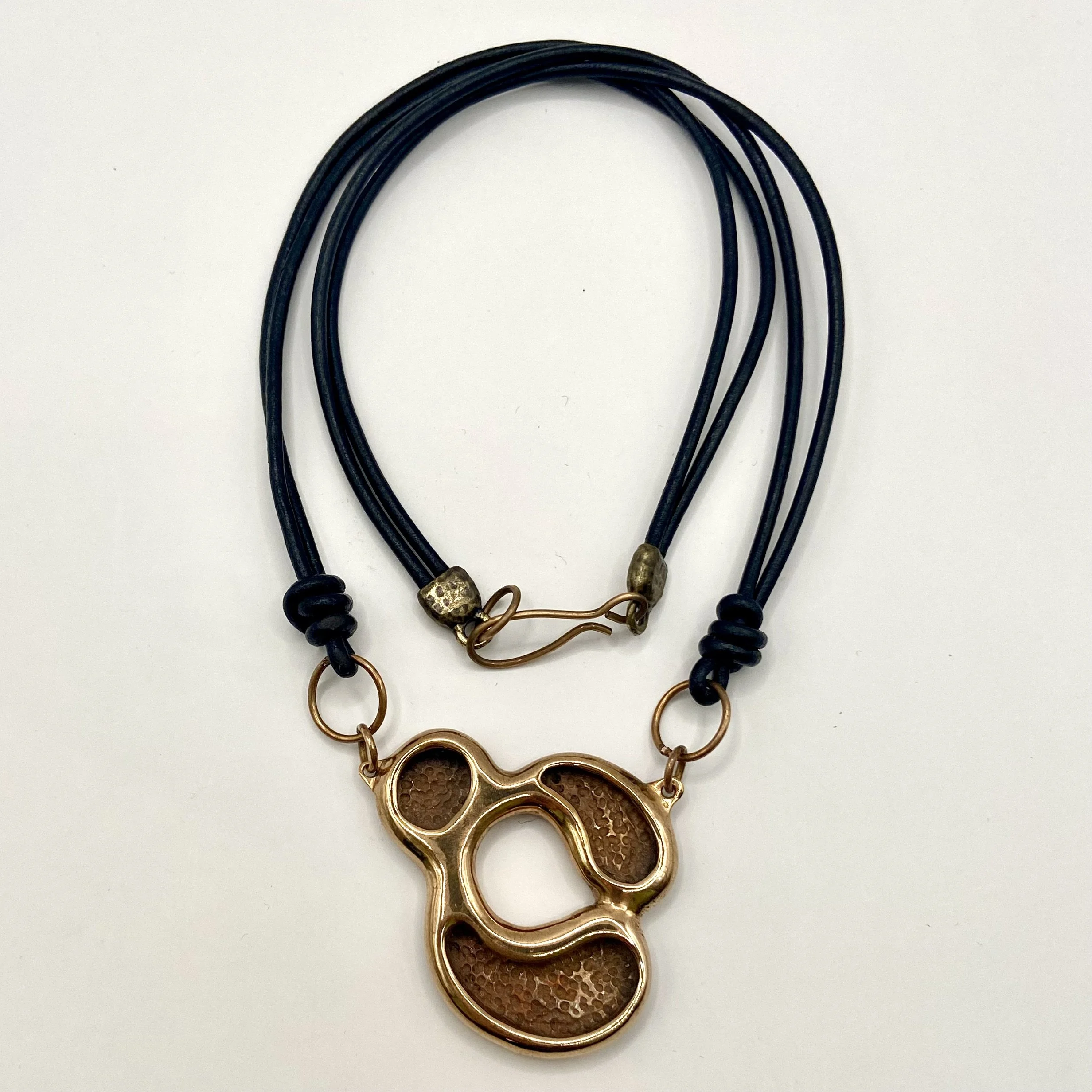 Hollowed Shape Pendant Necklace