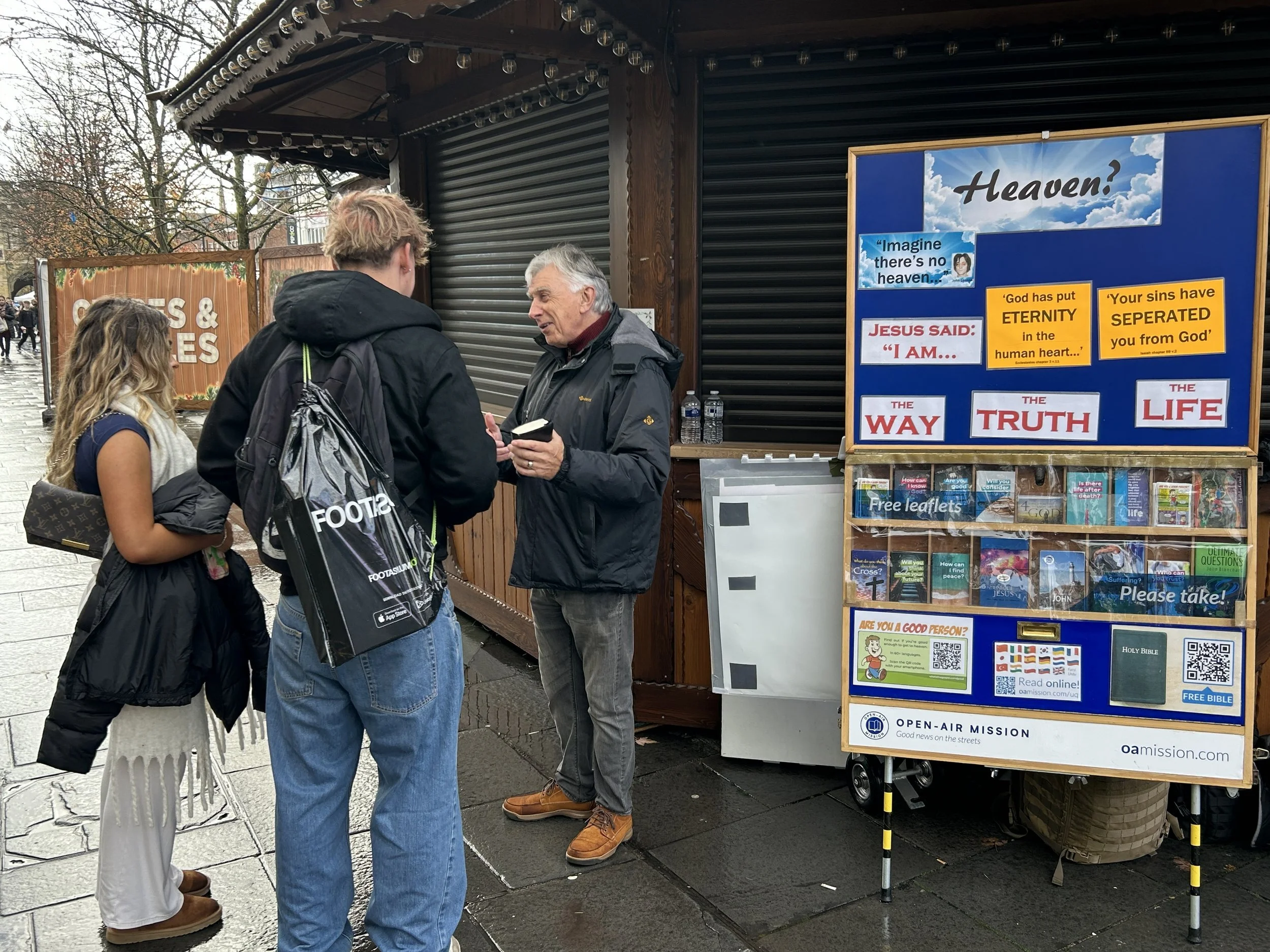 Gospel in the Rain – Southampton Evangelism